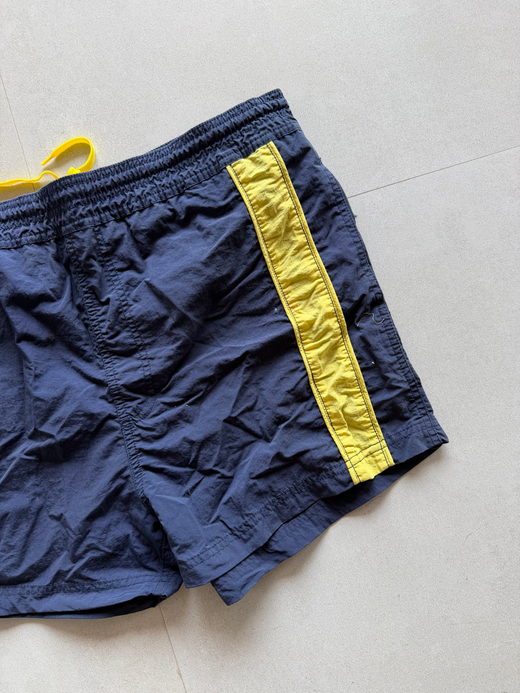 90S PUMA SHORTS - L