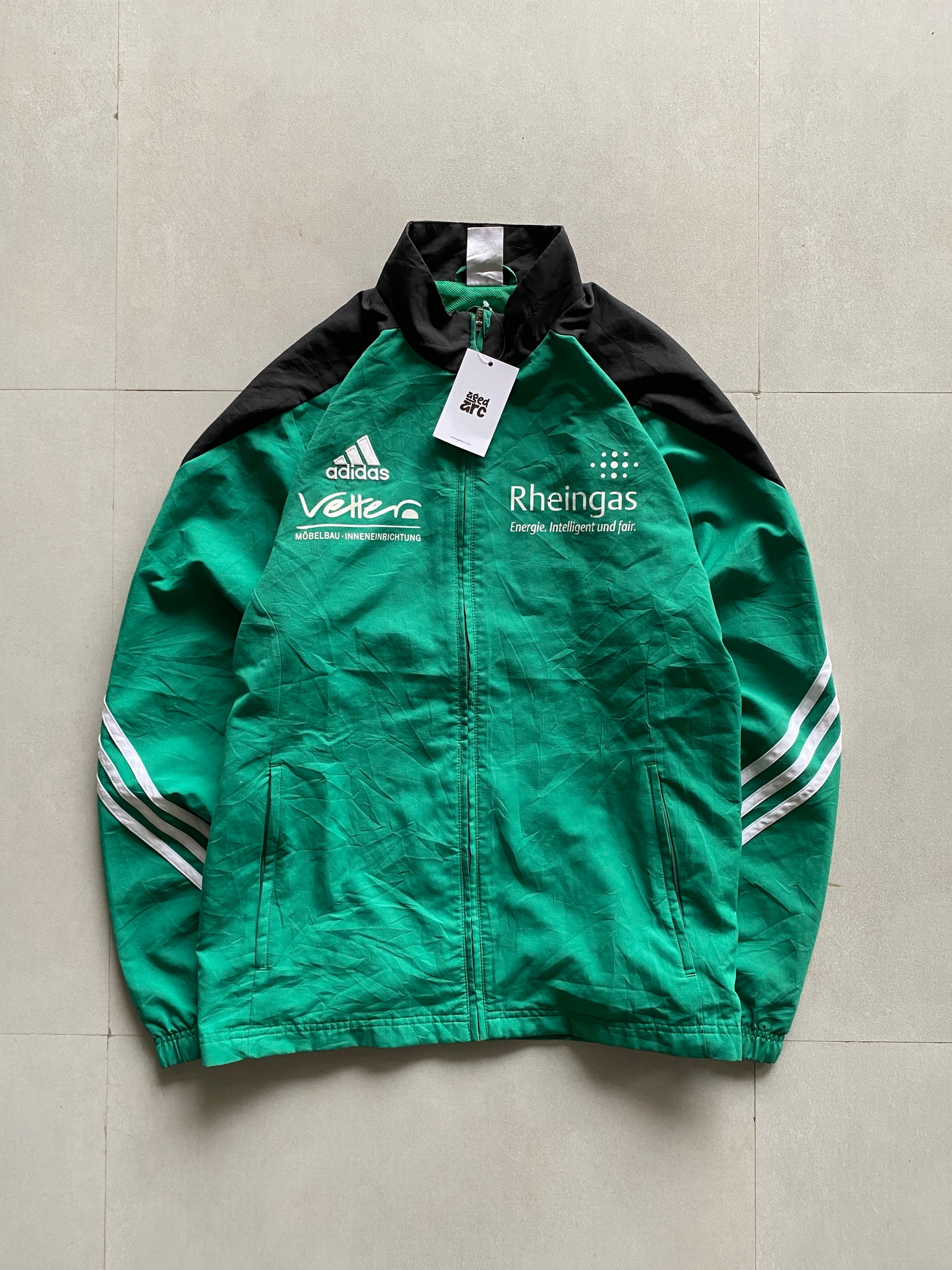 VINTAGE ADIDAS JACKET - M
