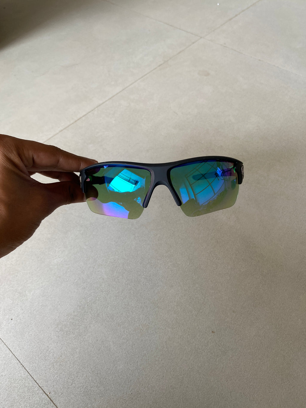 UV PROTECTED SPORTS SUNGLASSES