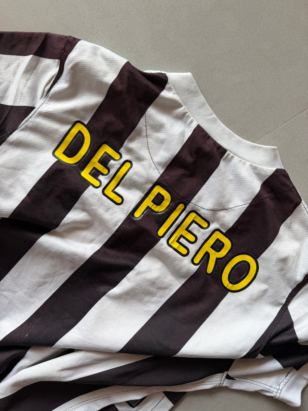 2009 NIKE JUVENTUS JERSEY - M