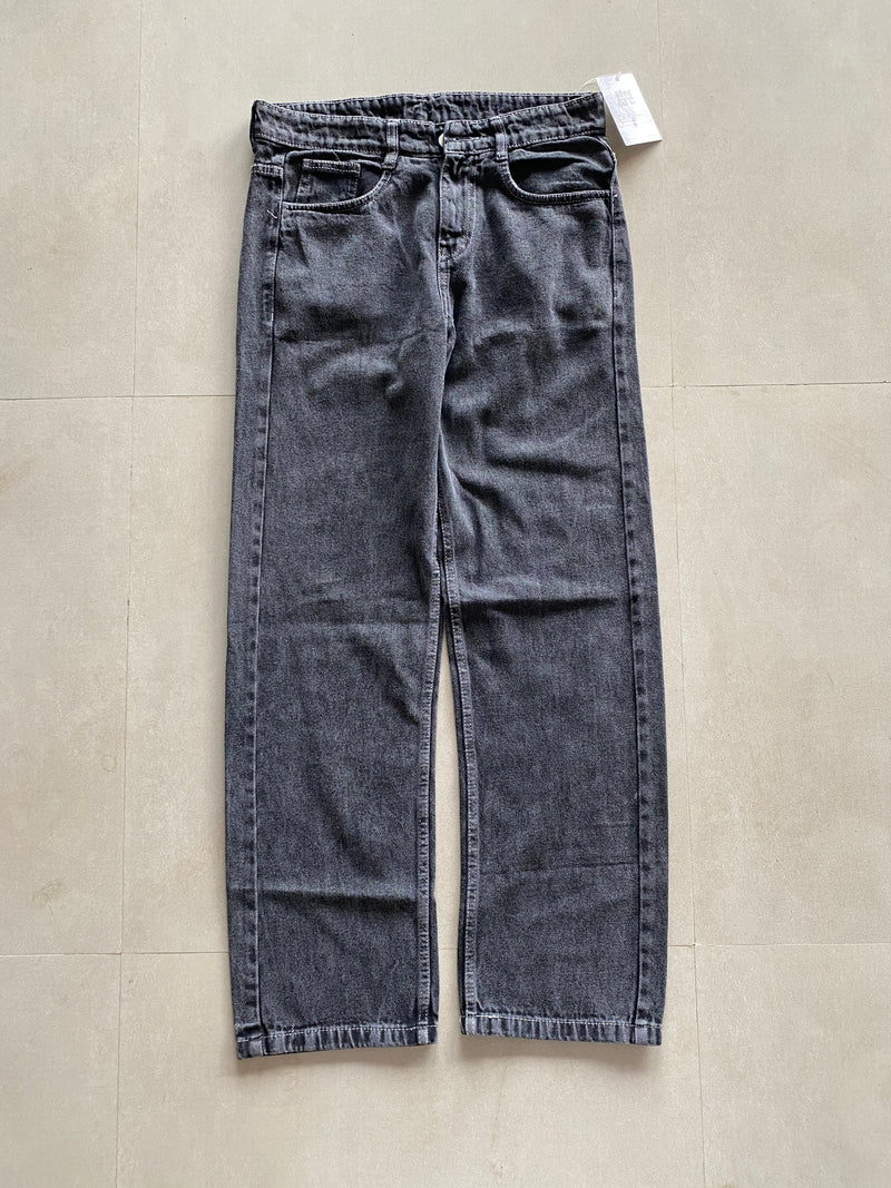 STRIGHT FIT DENIM - M