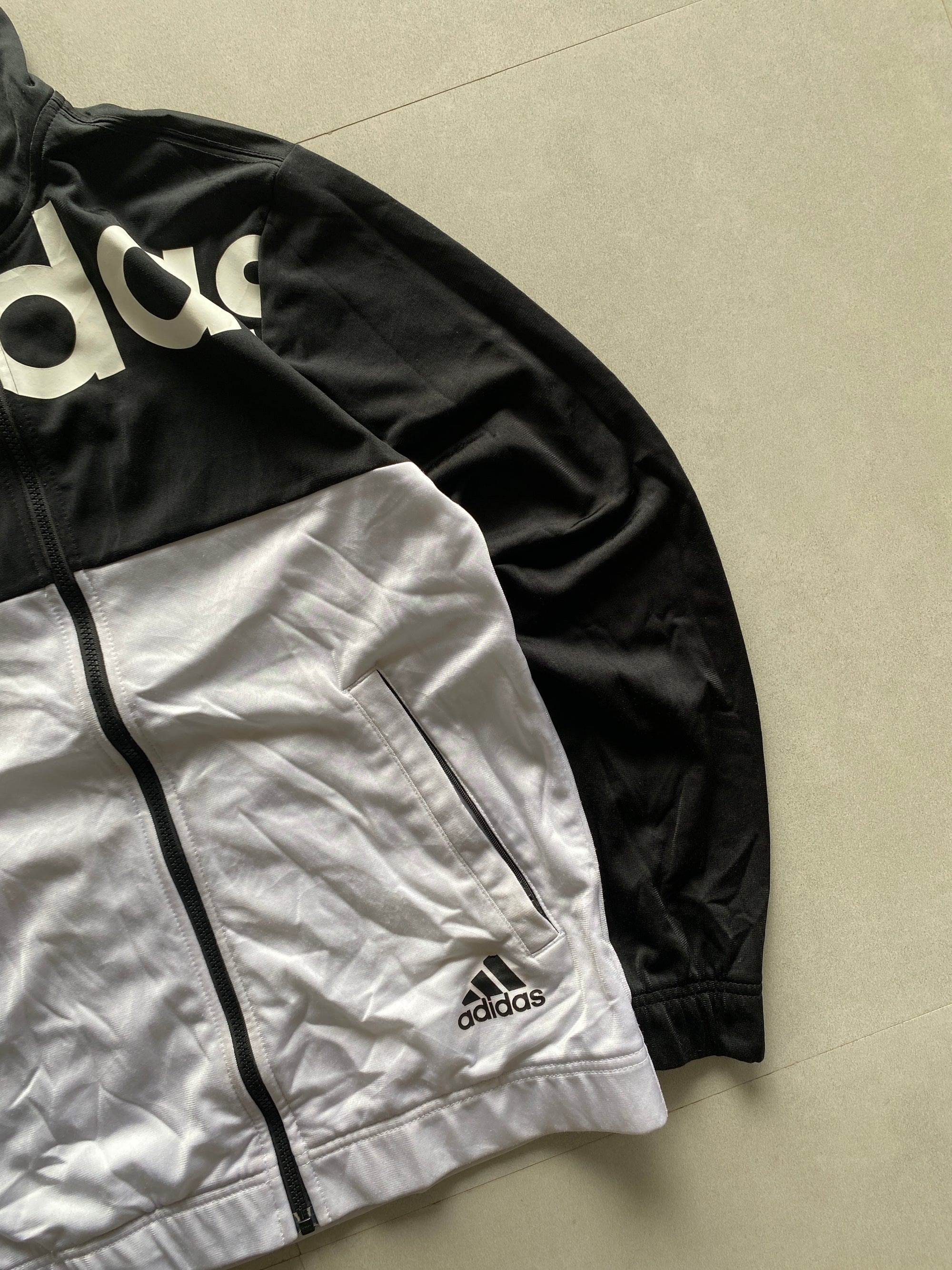 ADIDAS SPELL OUT JACKET - XS