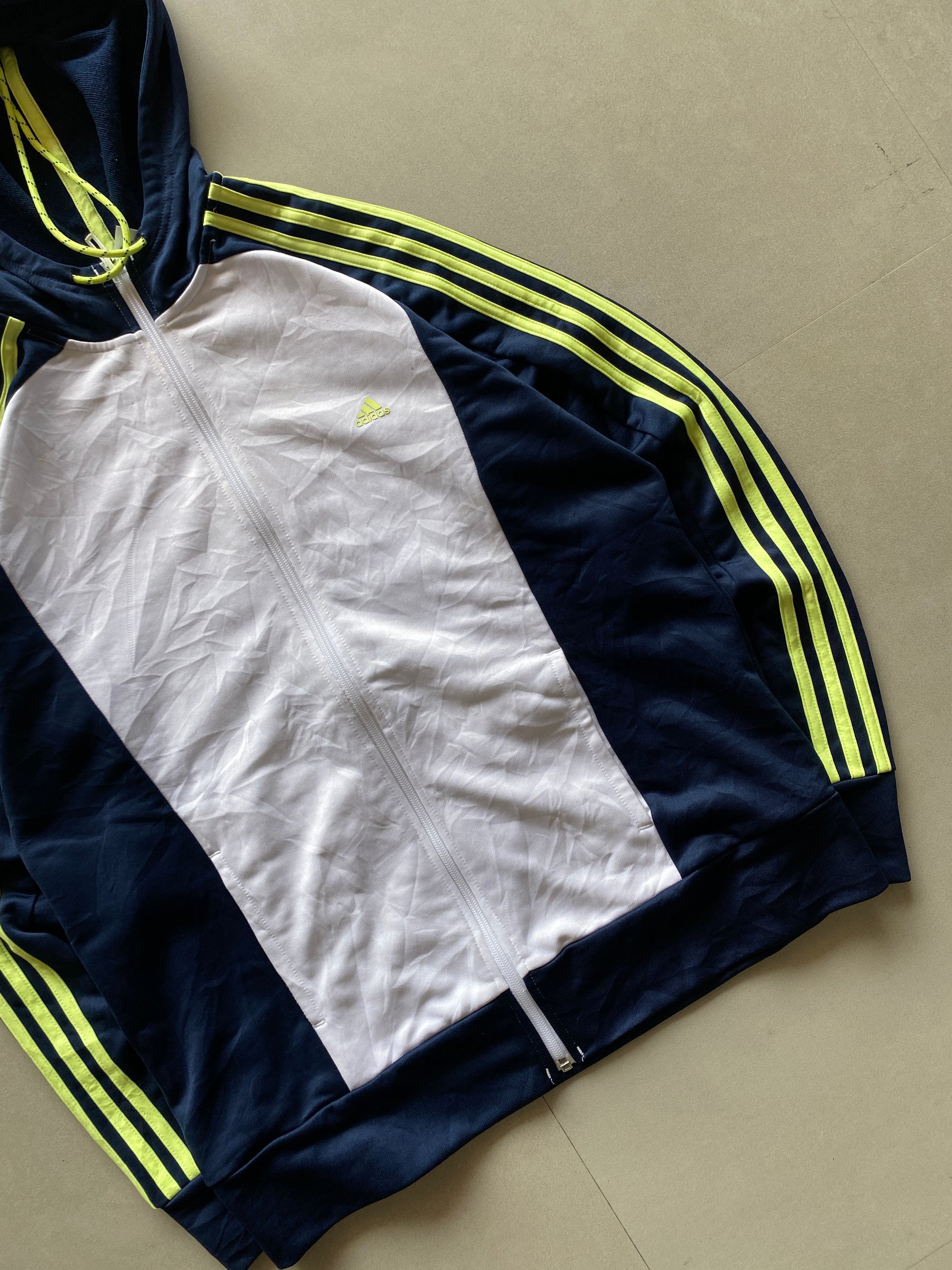 ADIDAS STRIPED HOODED JACKET - M