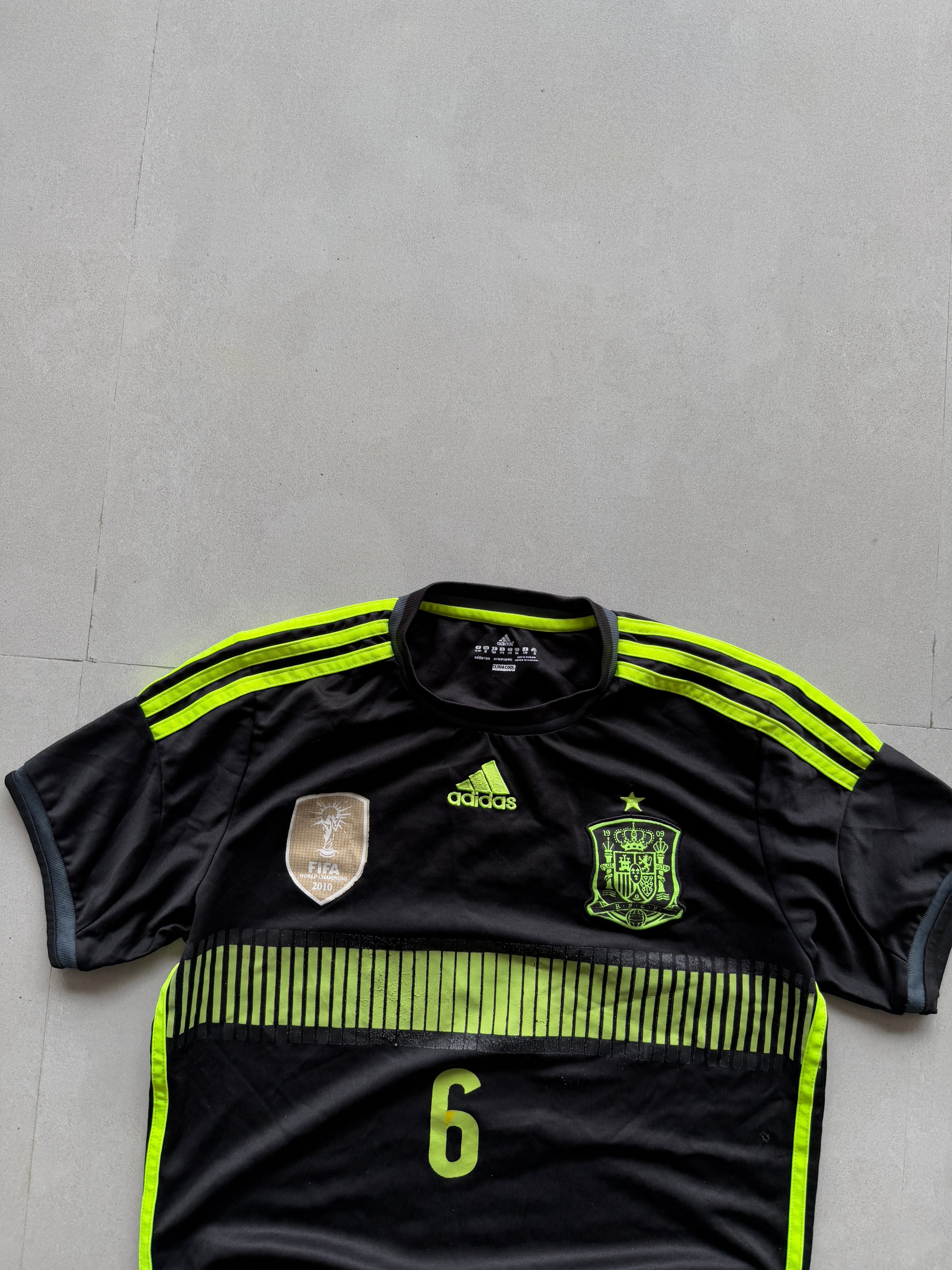 2014 ADIDAS SPAIN INIESTA (6) JERSEY - S