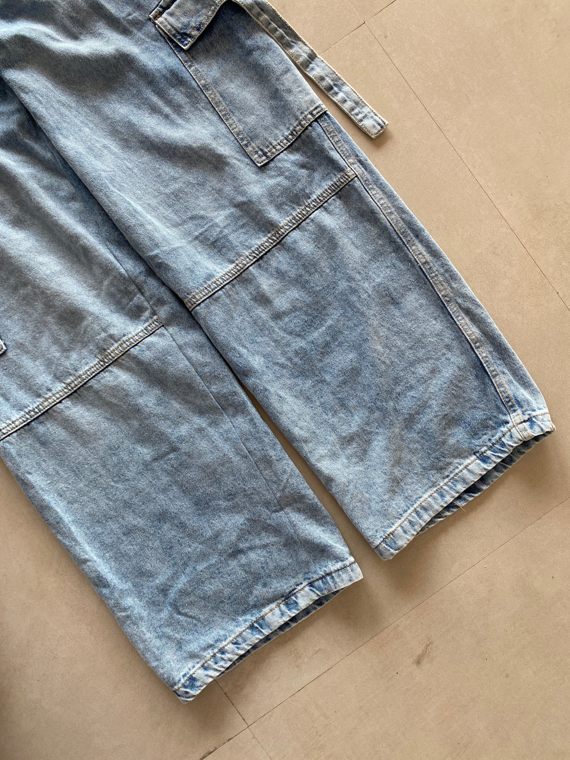 MULTI POCKET WIDE LEG BAGGY DENIM - M