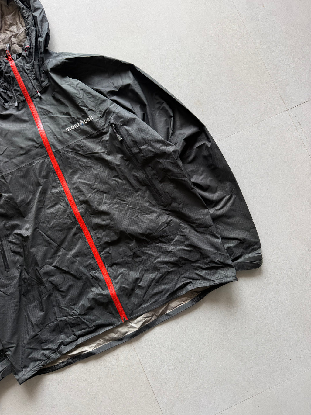 MONTBELL TACTICAL HIKING SHELL JACKET - L