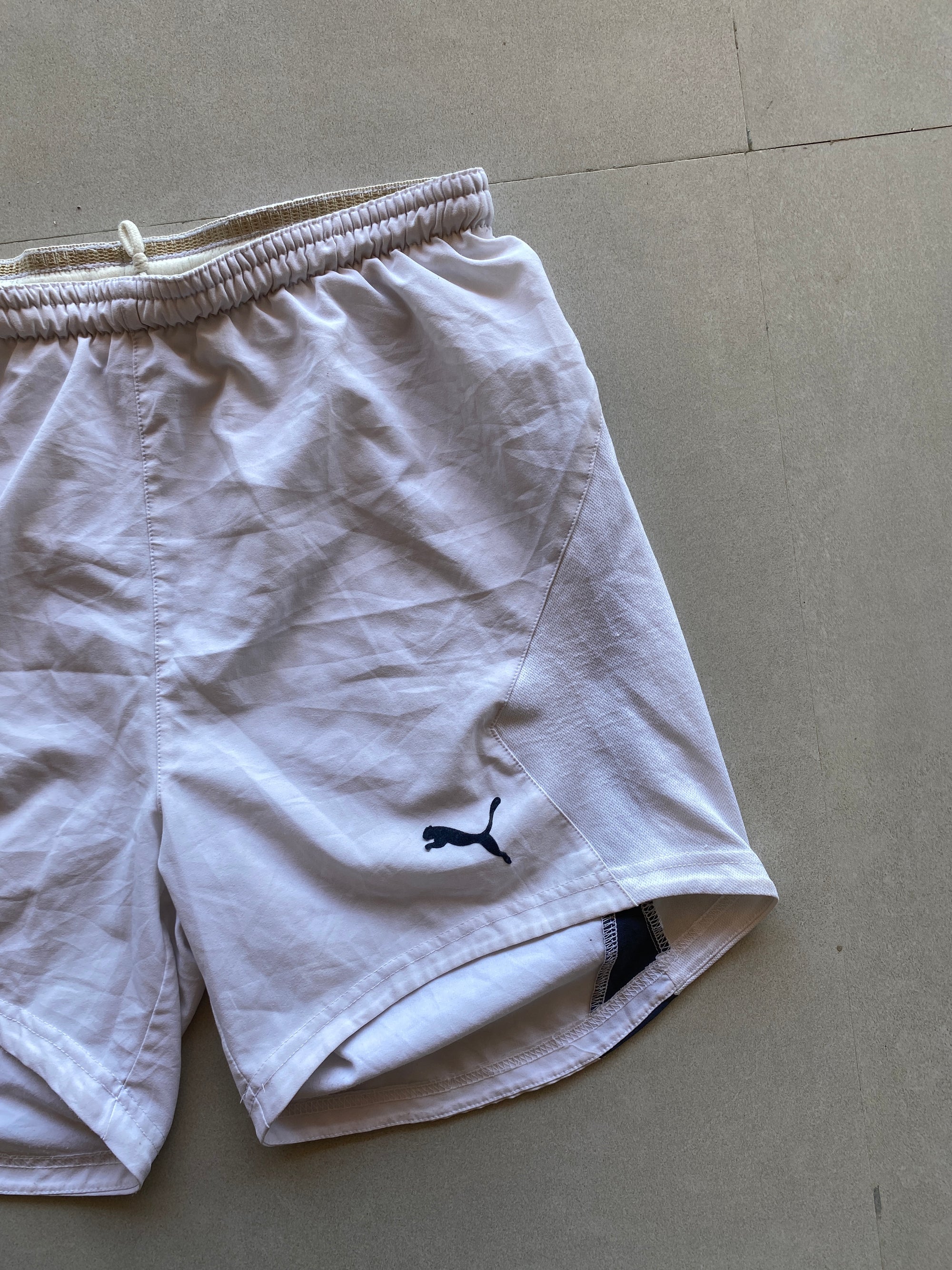 PUMA SPORTS SHORTS - S