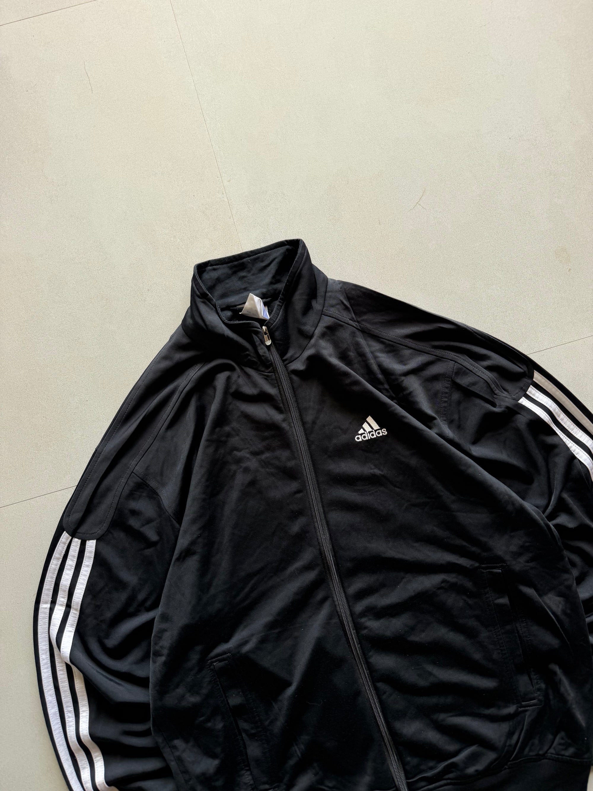 VINTAGE ADIDAS STRIPED JACKET -