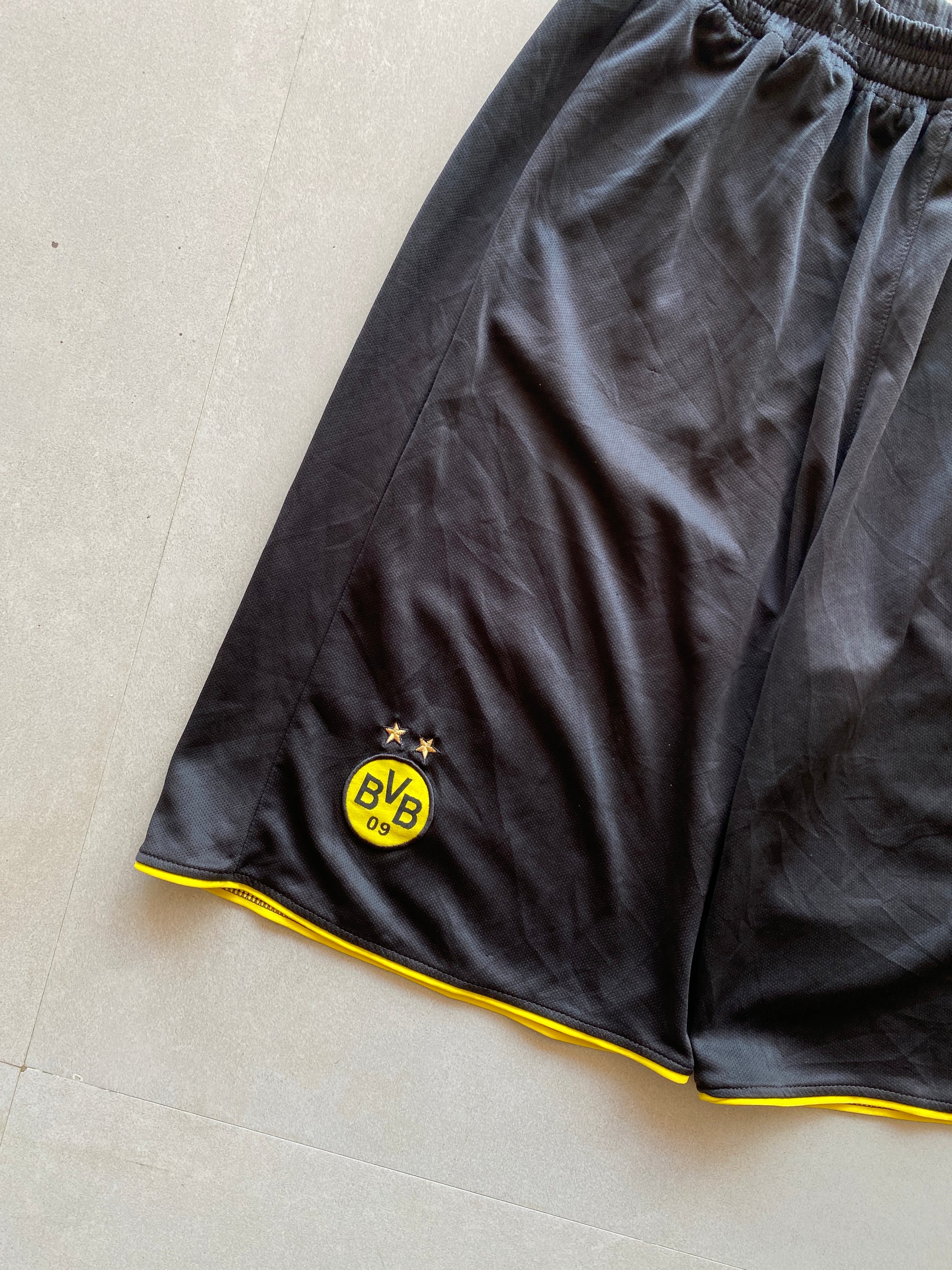 PUMA BORUSSIA DORTMUND SHORTS - L
