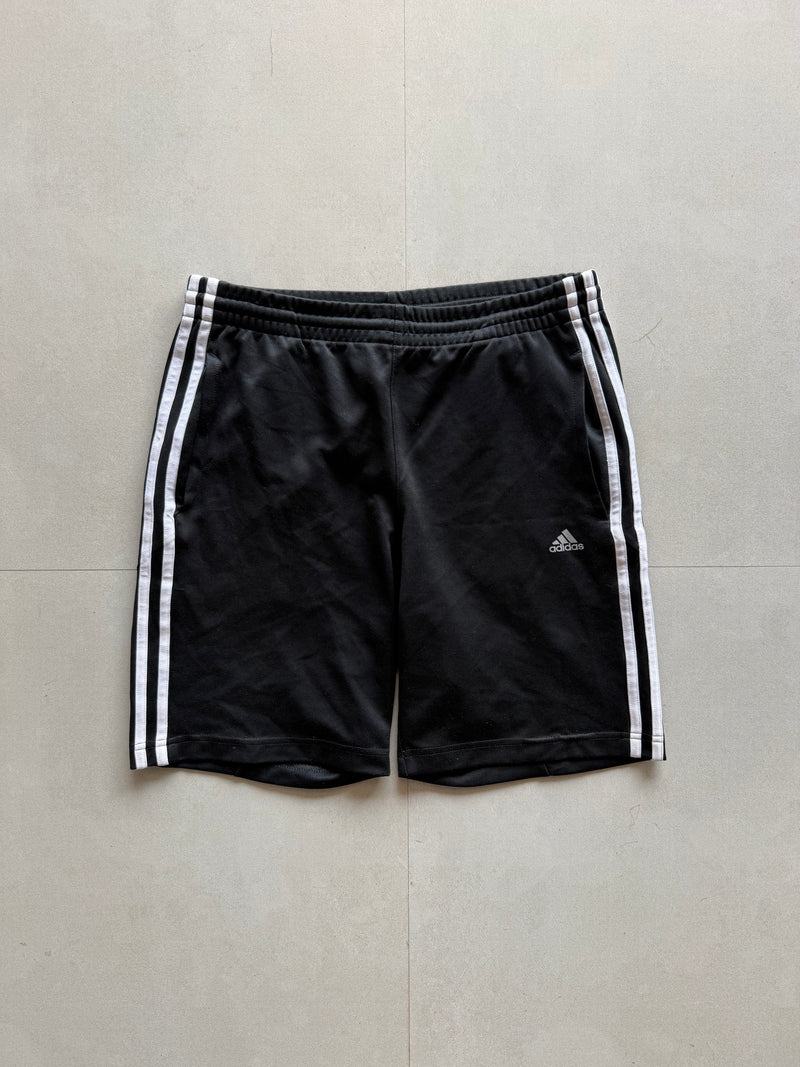 ADIDAS STRIPED SHORTS - M