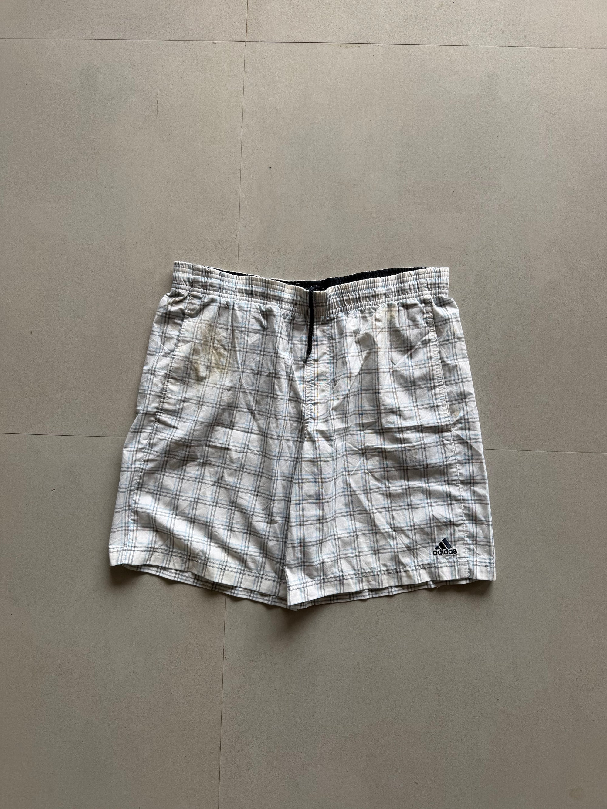 ADIDAS CHECKERD SHORTS - M