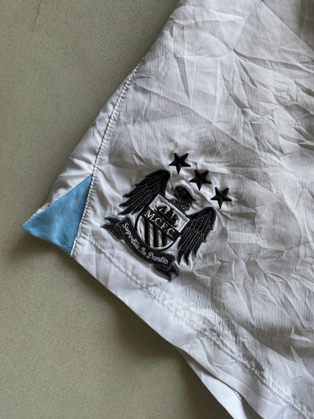 UMBRO MANCHESTER CITY SHORTS - M