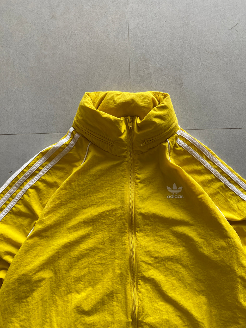 ADIDAS ORGINALS STRIPED JACKET - L