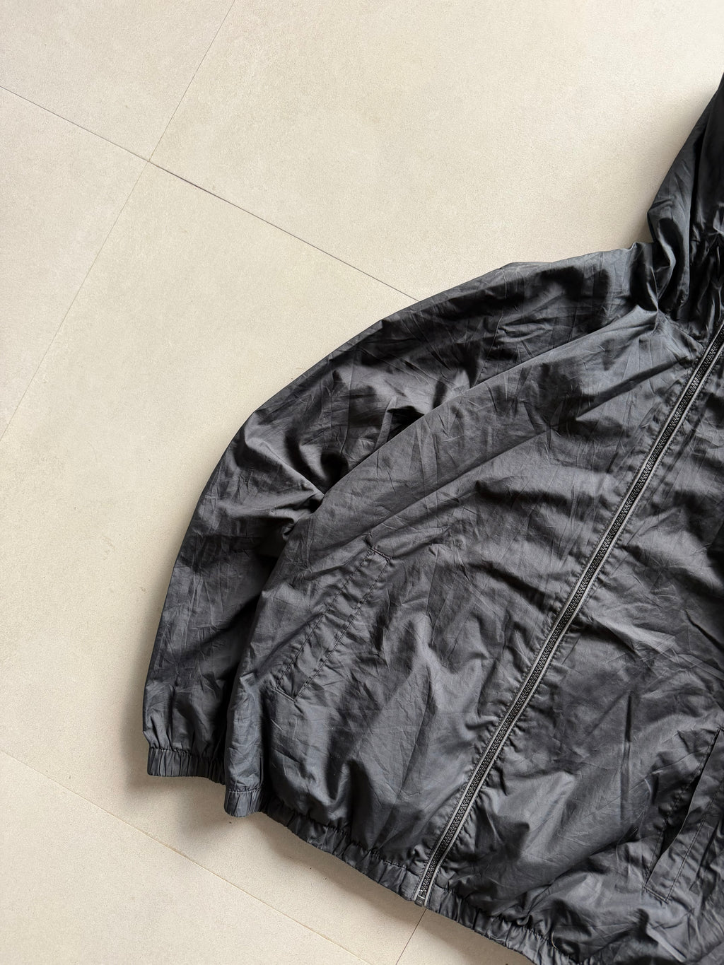 VINTAGE NIKE HOODED JACKET - L