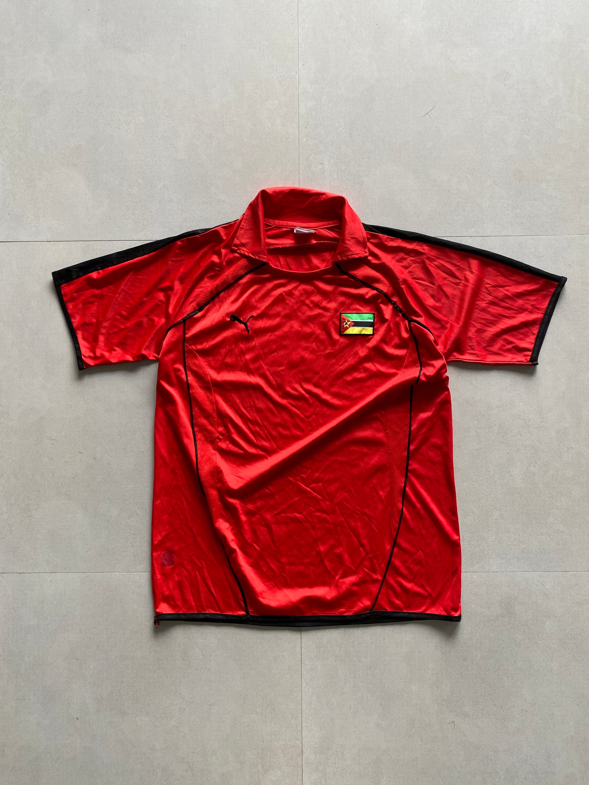 2010 PUMA MOZAMBIQUE JERSEY - L