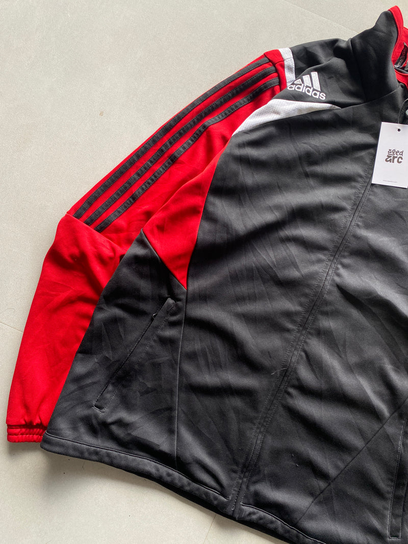ADIDAS STRIPED JACKET - XL