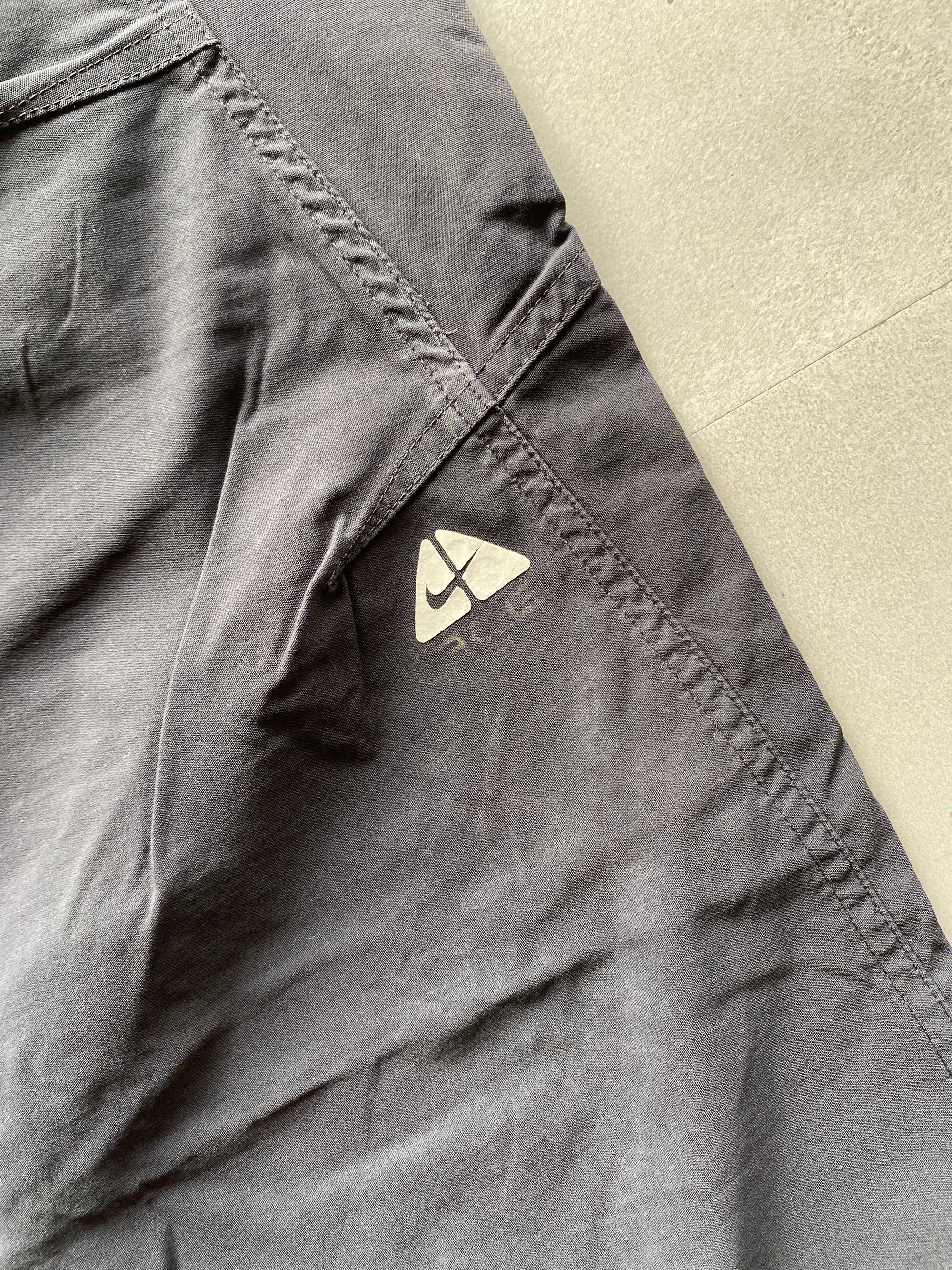 NIKE ACG TREKKING PANT - XL