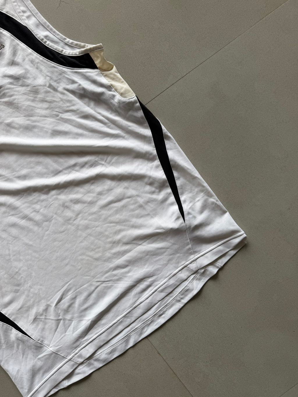 ADIDAS STRIPED TANK TOP - M