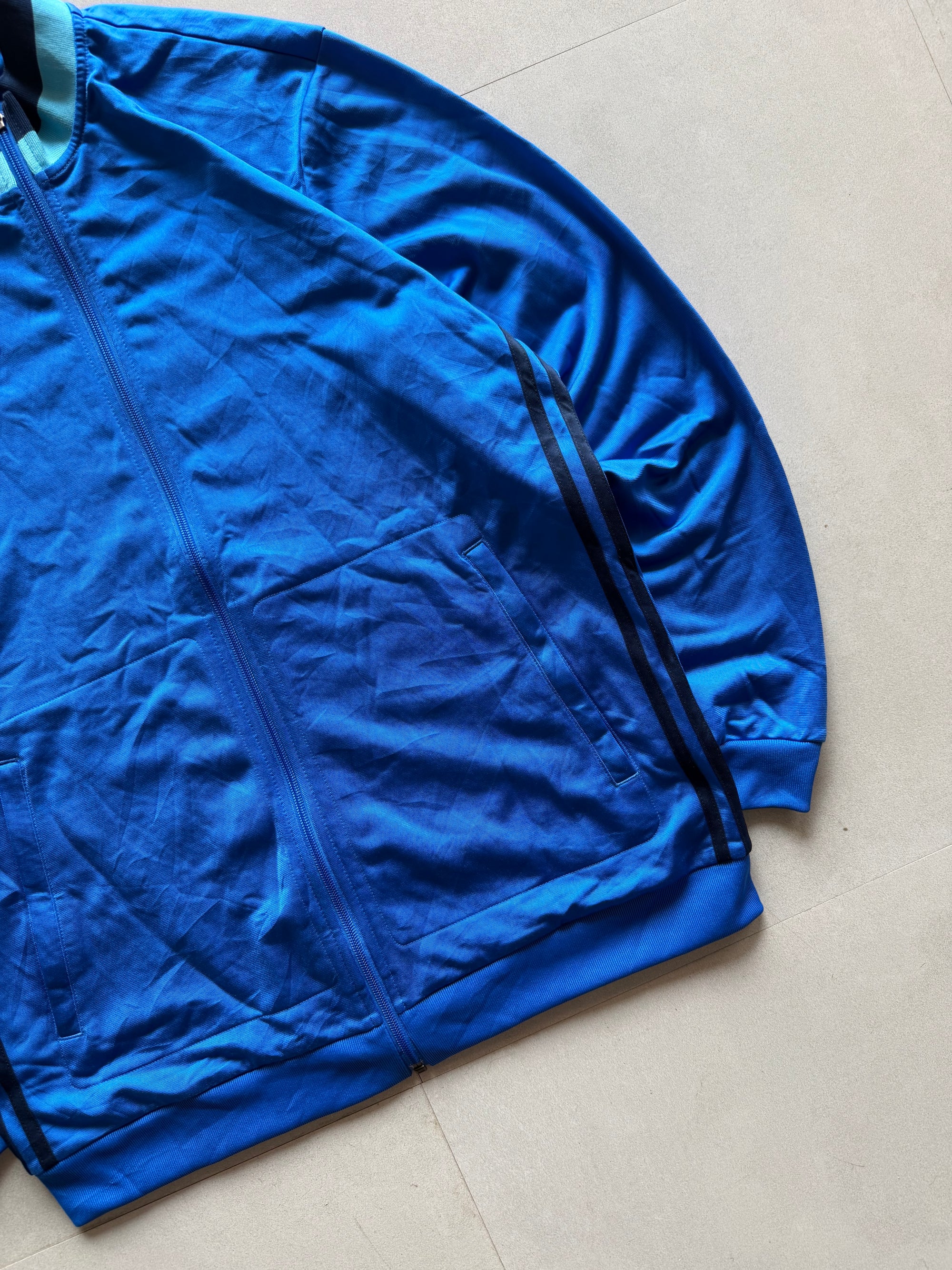 VINTAGE ADIDAS STRIPED JACKET - M
