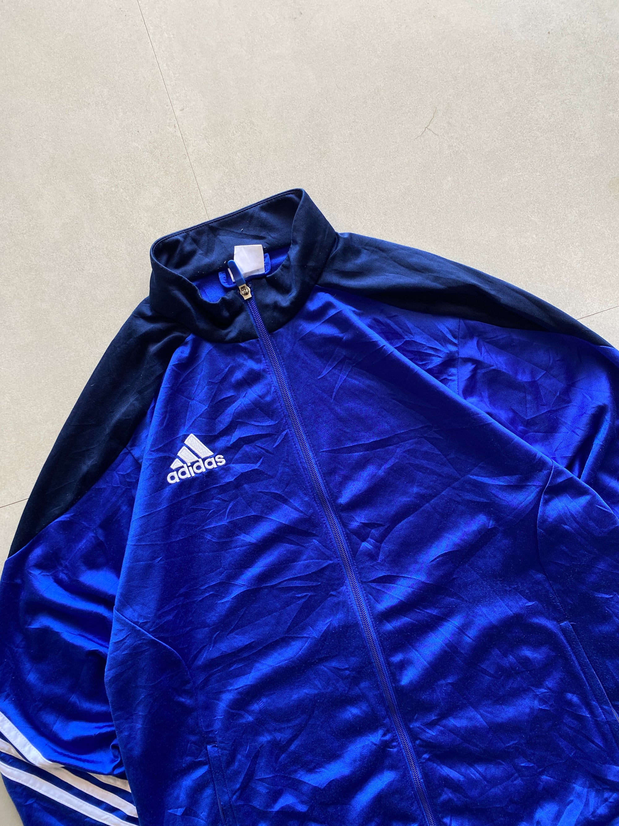 VINTAGE ADIDAS STRIPED JACKET - L