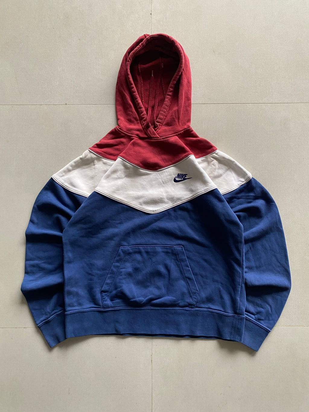 VINTAGE NIKE HOODIE - XS