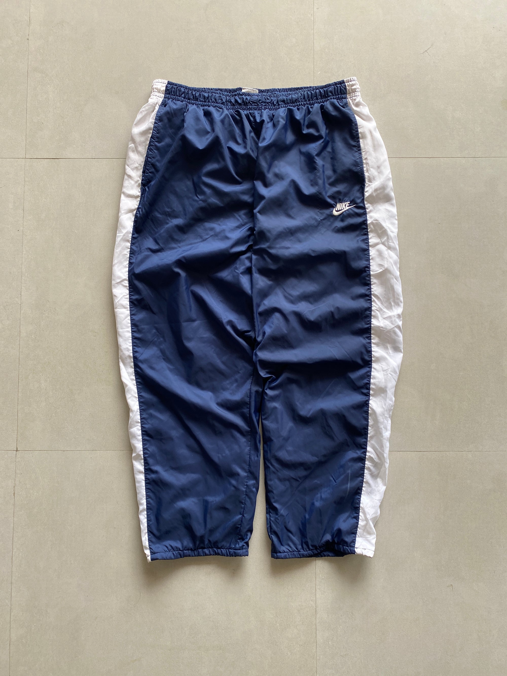 VINTAGE NIKE TRACK PANT - M