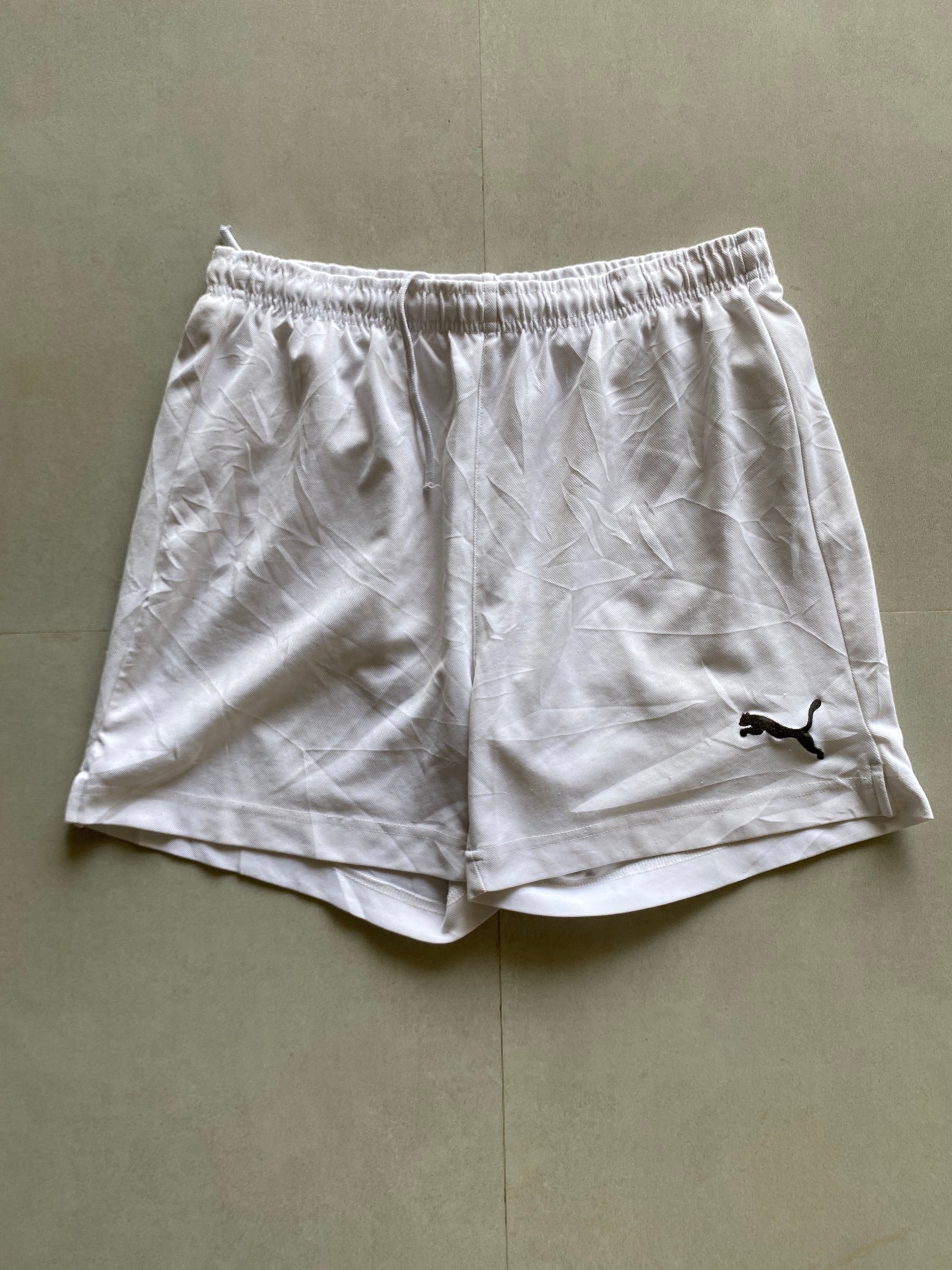 PUMA BASIC SHORTS - M