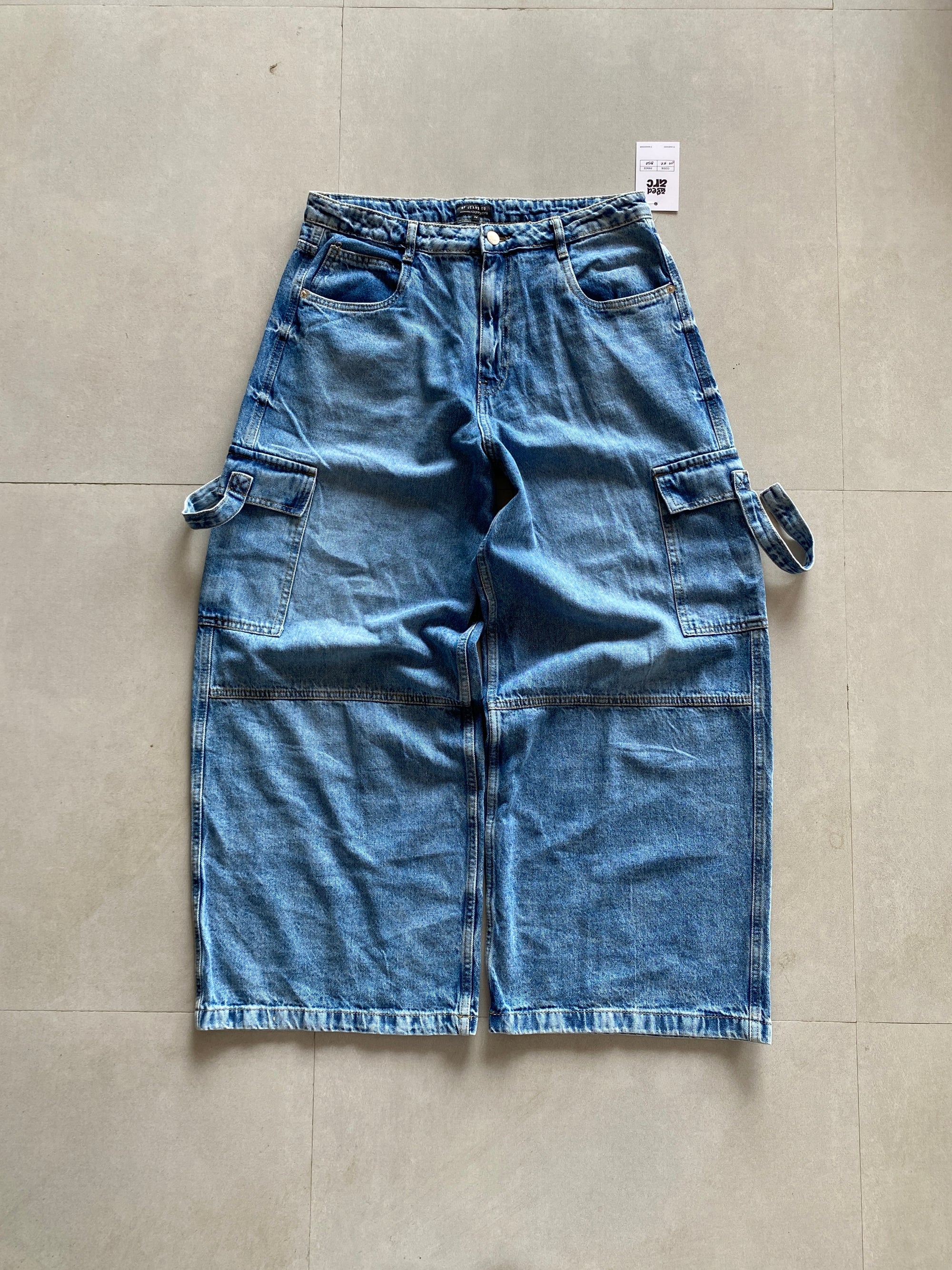 BAGGY MULTI POCKET DENIM - M