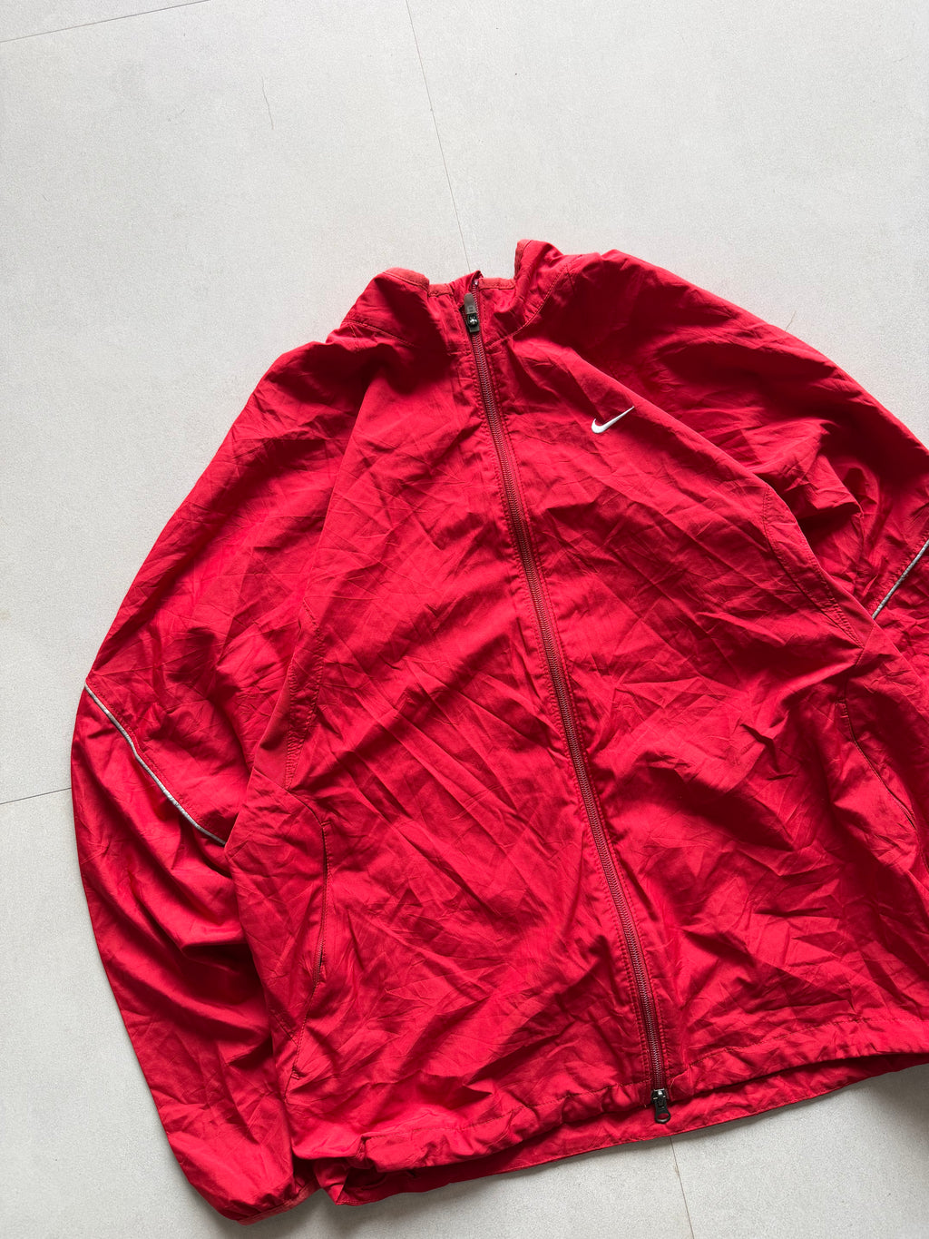 VINTAGE NIKE JACKET - L