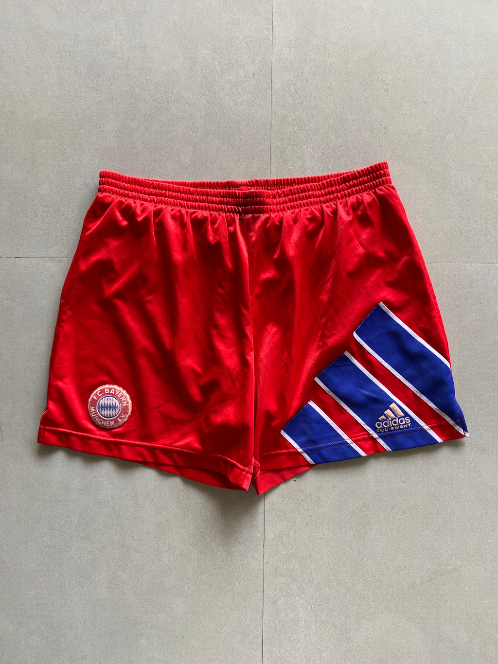 1992 ADIDAS BAYERN SHORTS -  M