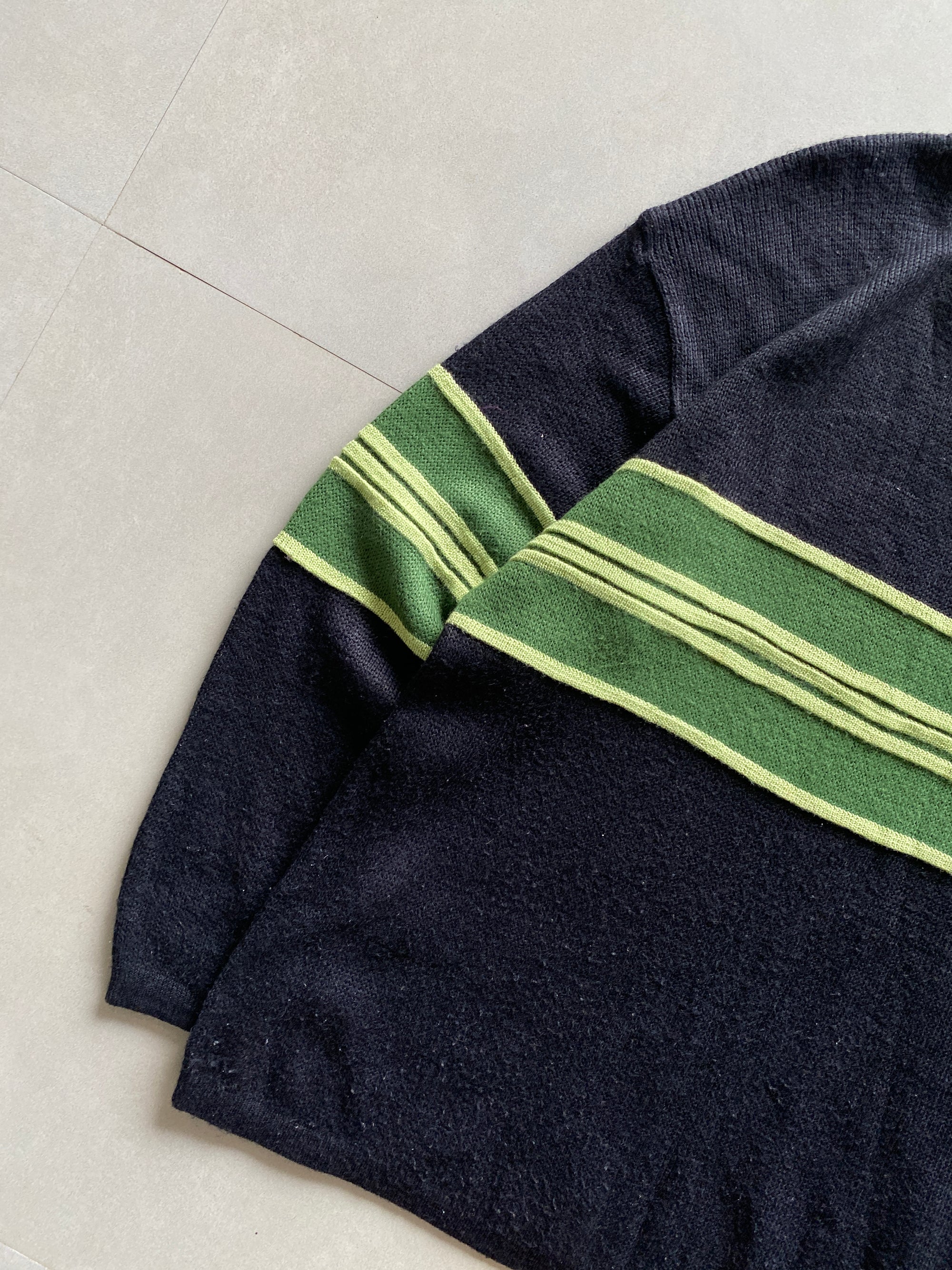 90s ADIDAS KNIT  SWEATSHIRT - XL