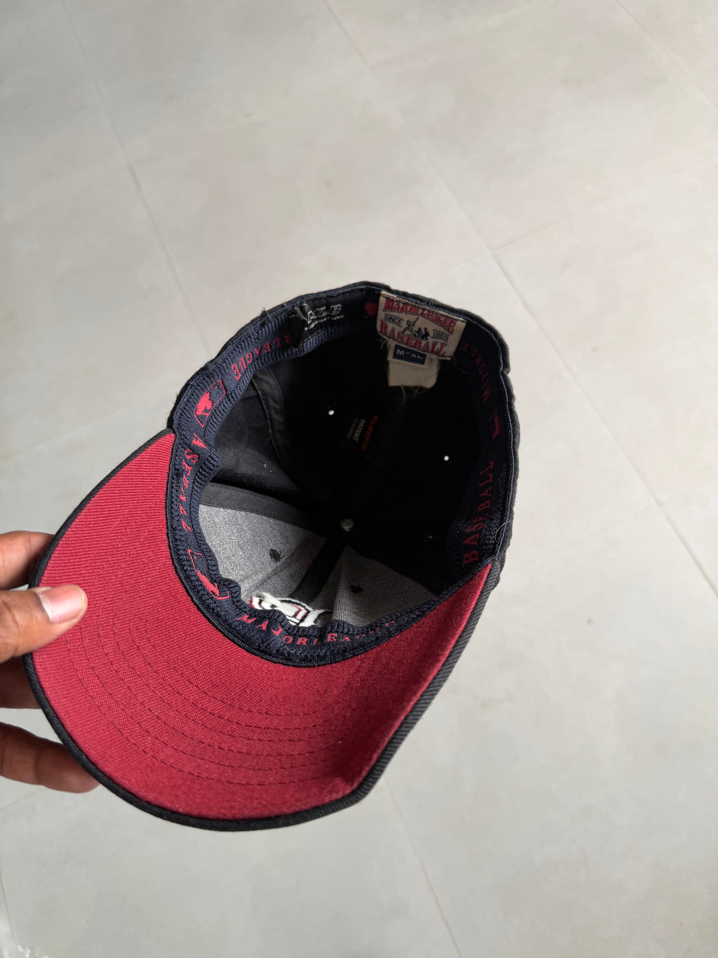 B BOSTON 3D FITTED CAP