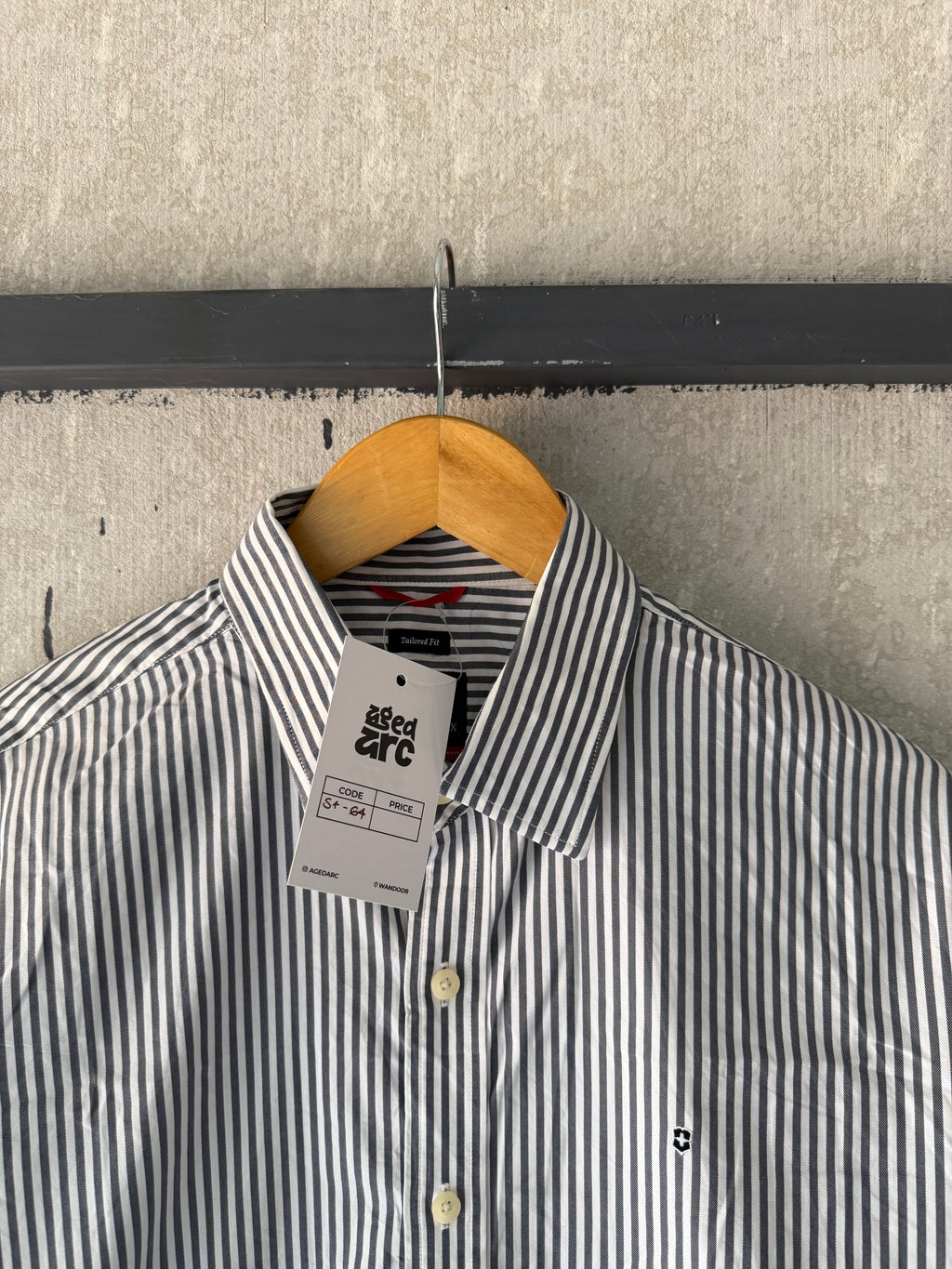 VICTORINOX STRIPED SHIRT - XL ST64