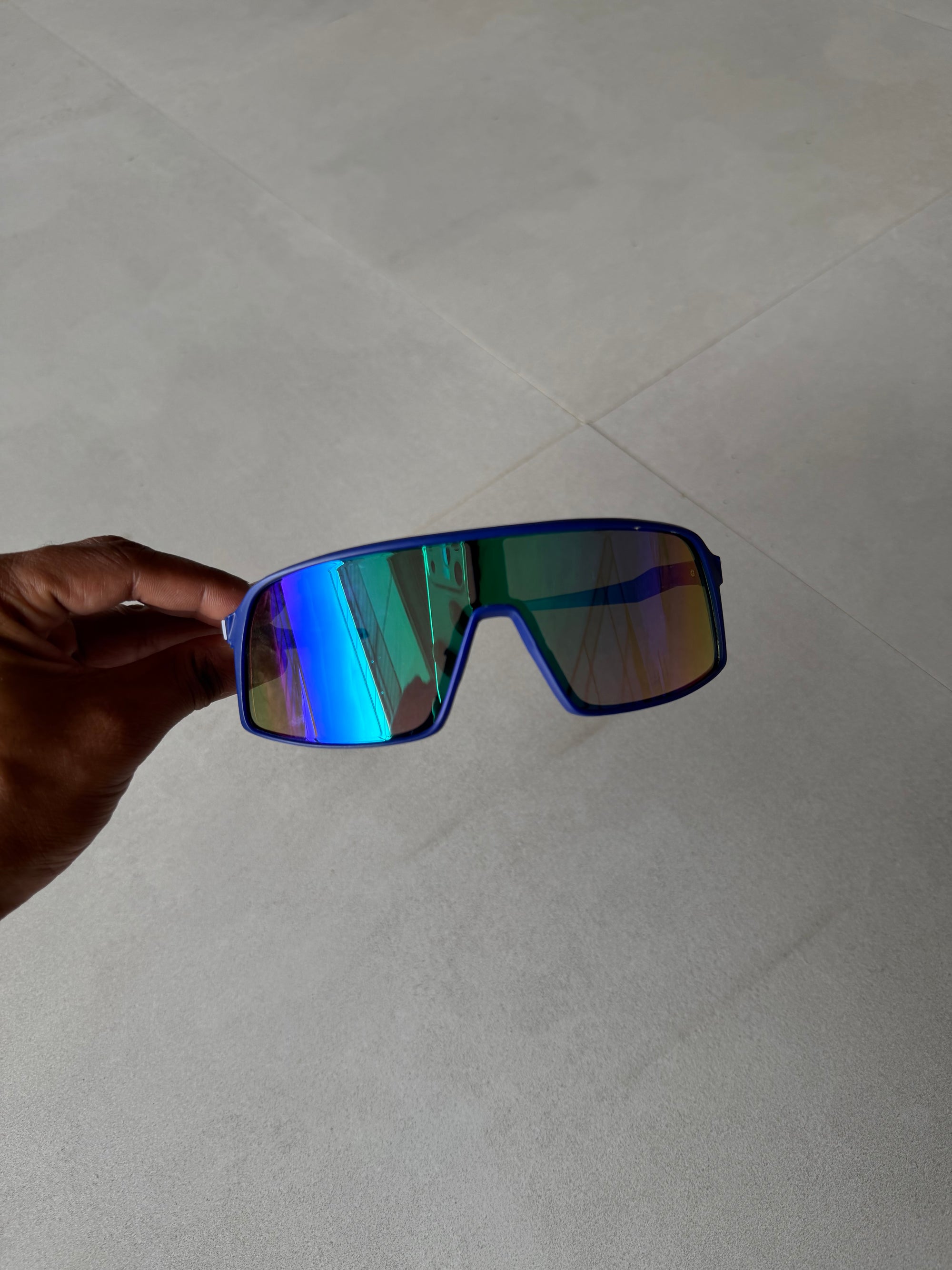 UV PROTECTED SPORTS GOGGLES