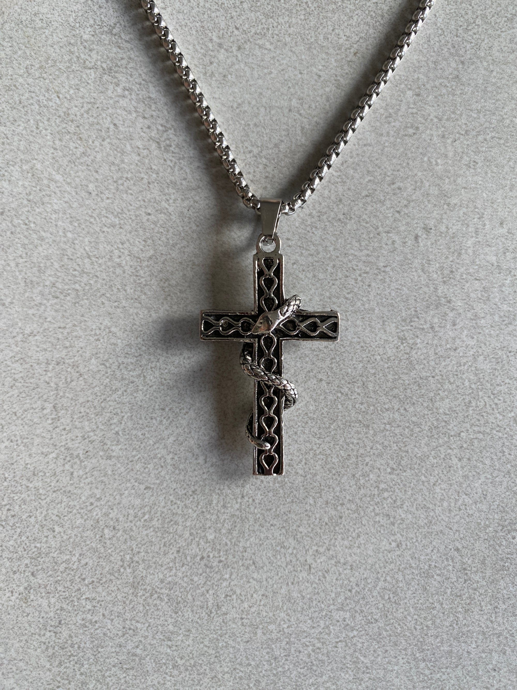 SNAKE CROSS PENDANT CHAIN