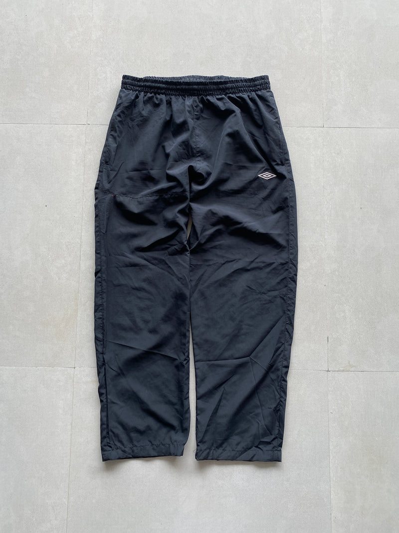 UMBRO TRACK PANT - M