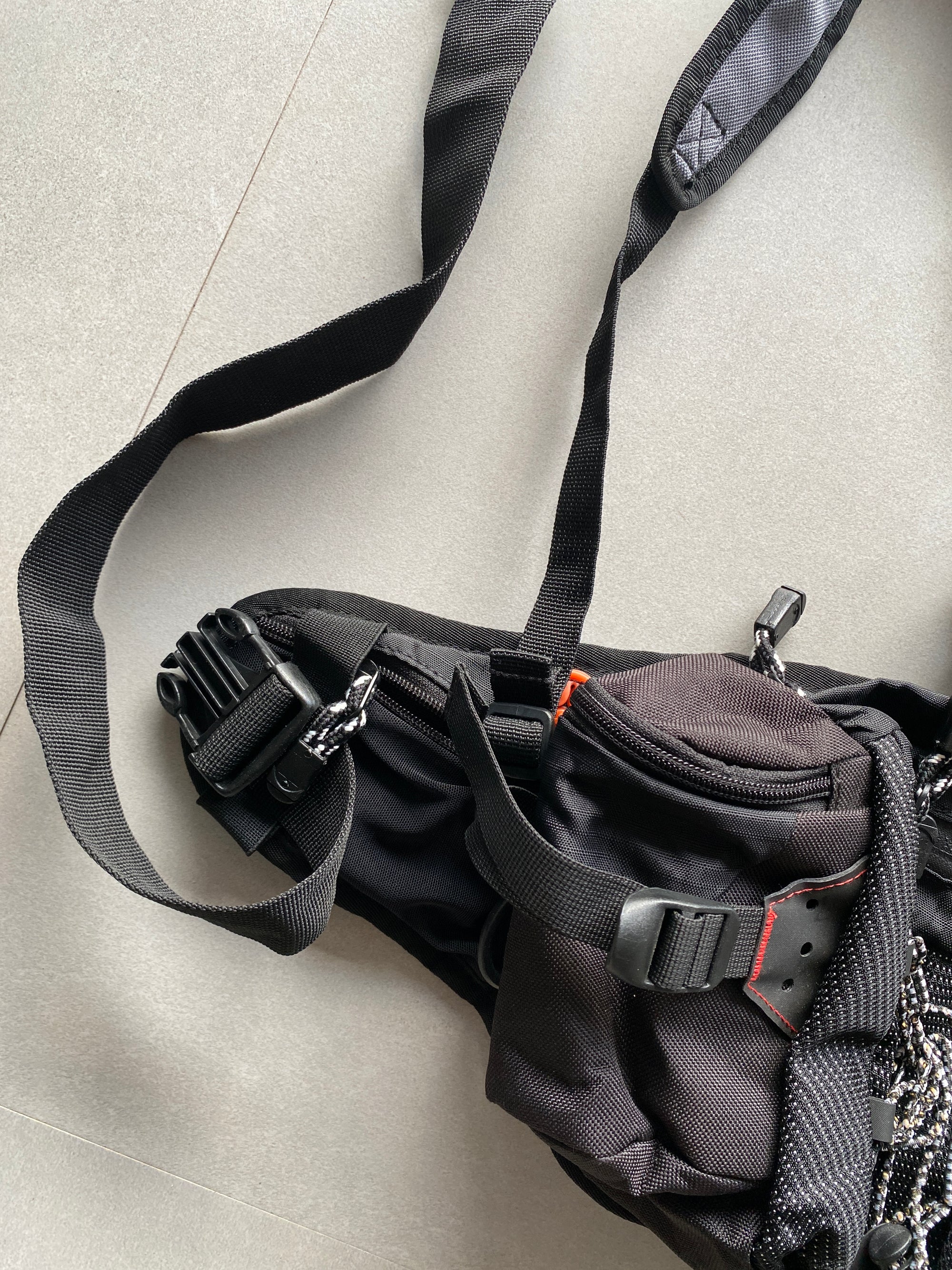 OUTERN HIKING FANNY PACK