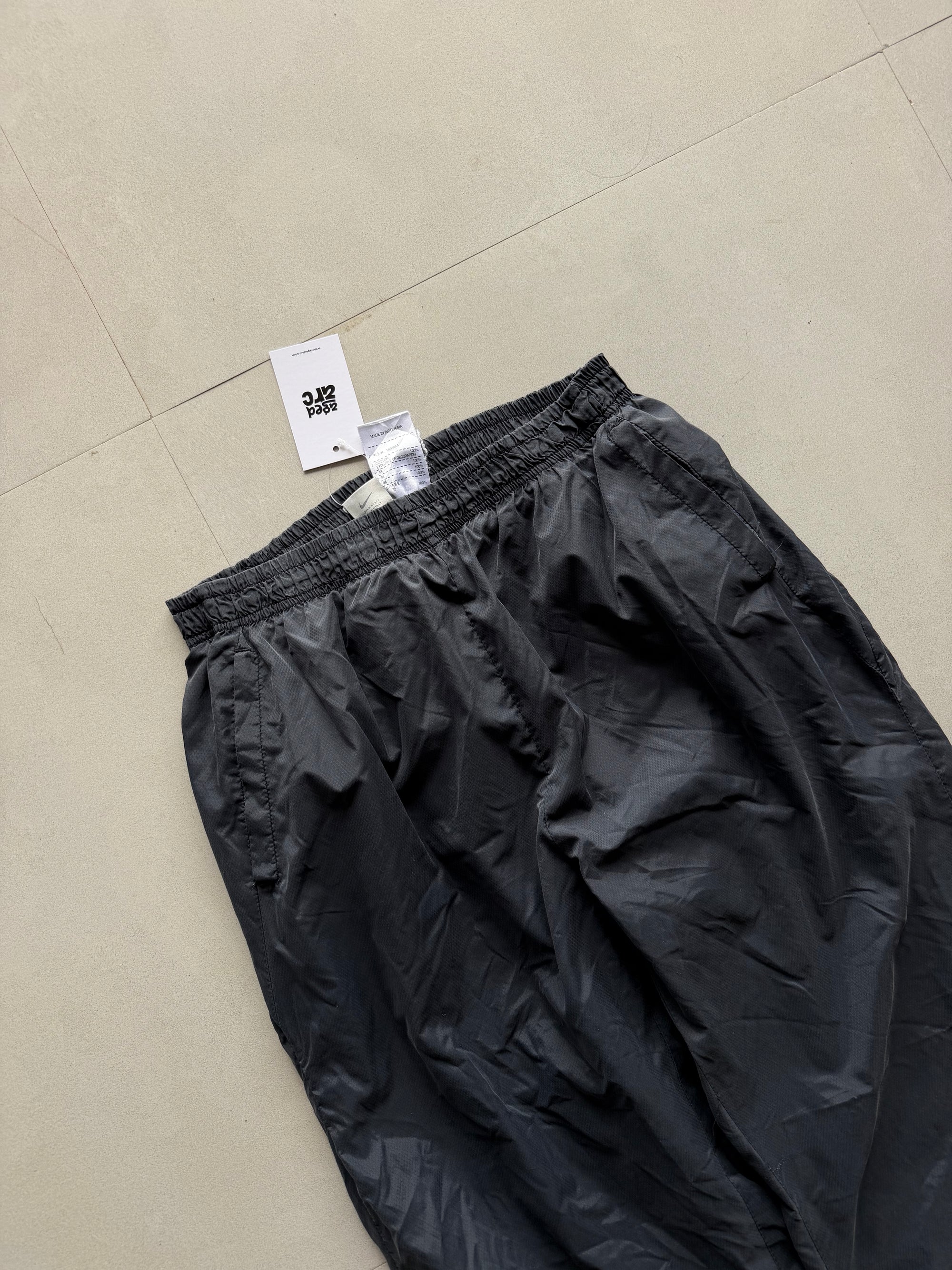 VINTAGE NIKE TRACK PANT8 - S