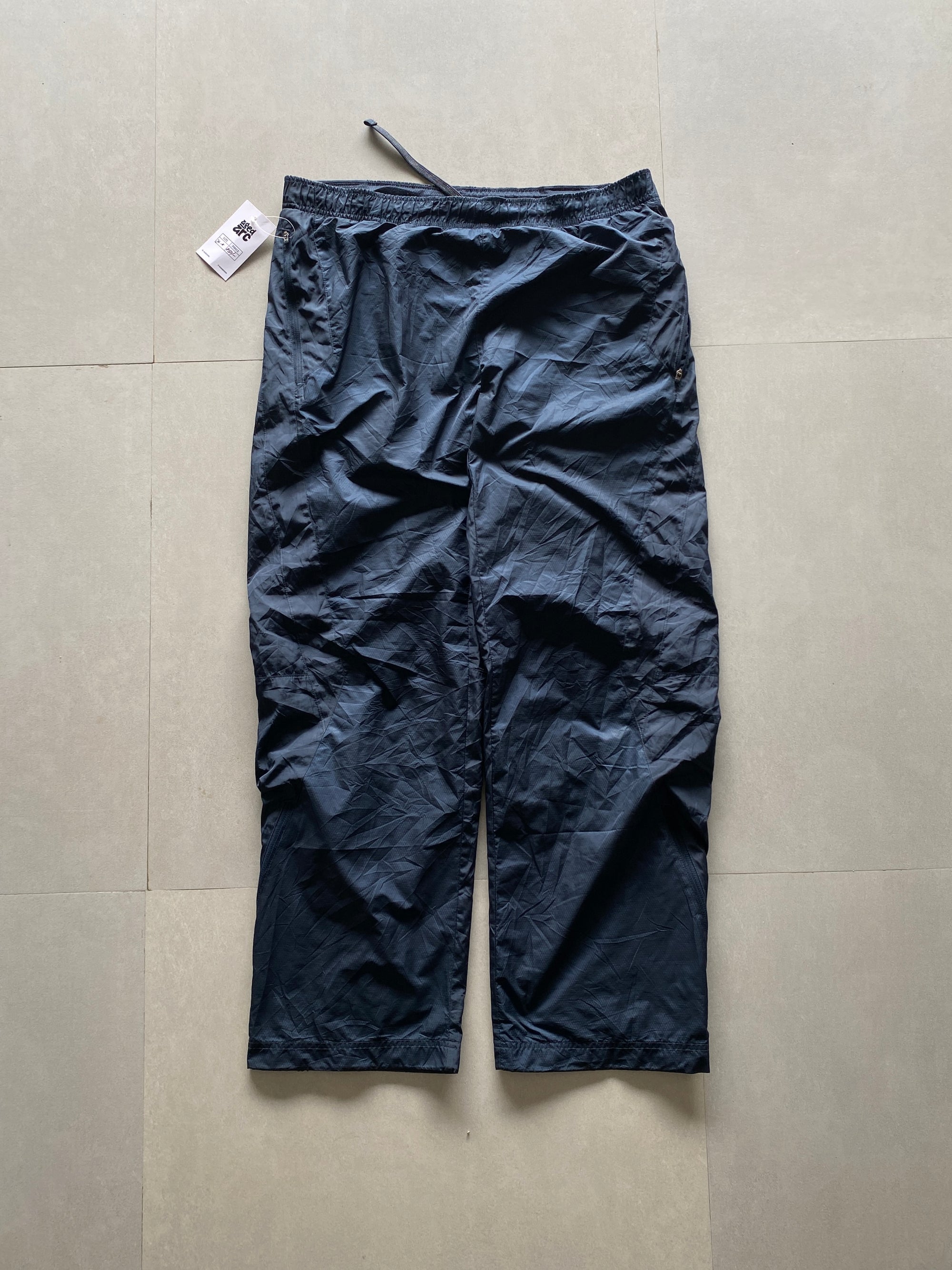 NIKE BAGGY TRACK PANT - M
