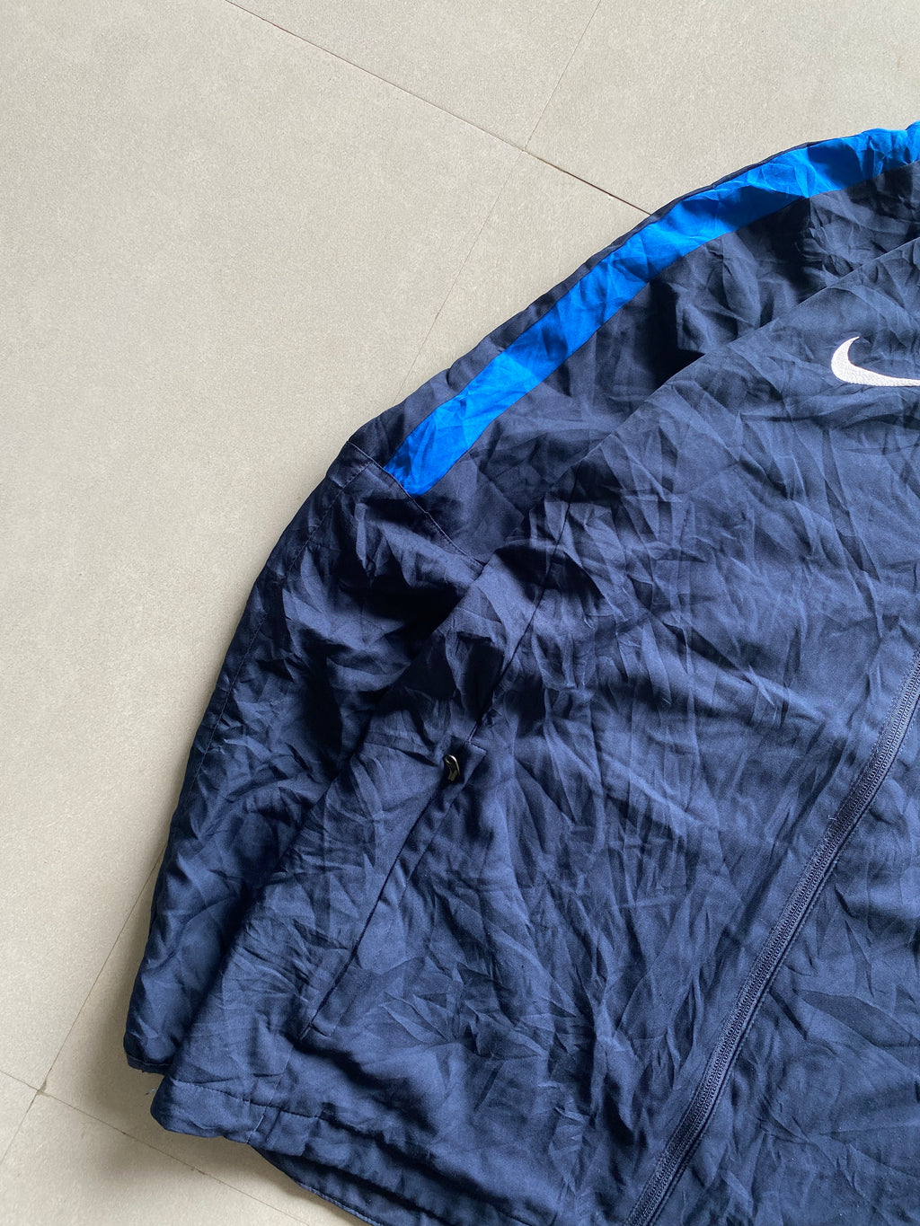VINTAGE NIKE JACKET - M