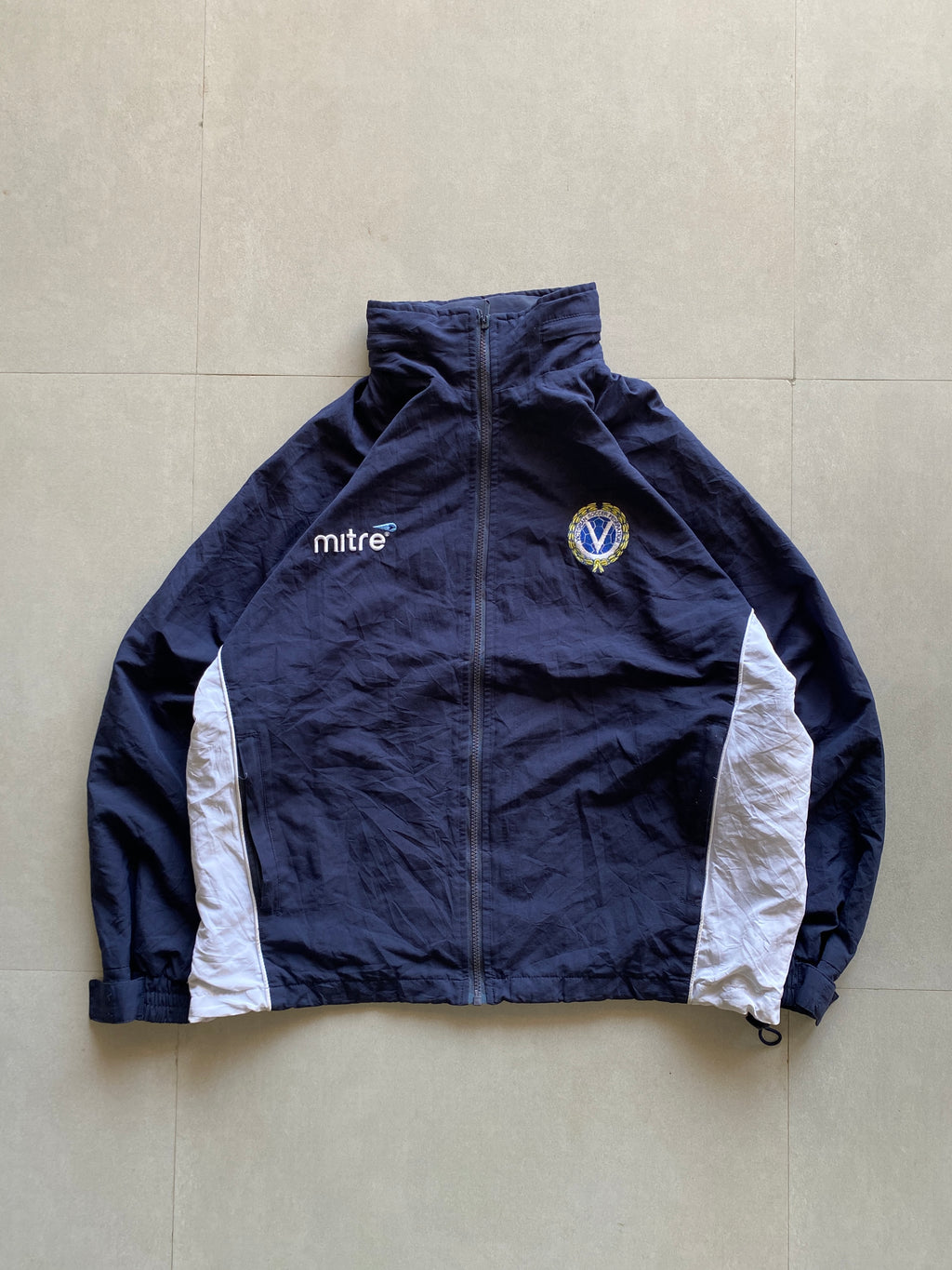 MITRE VICTORIAN SOCCER JACKET - XL