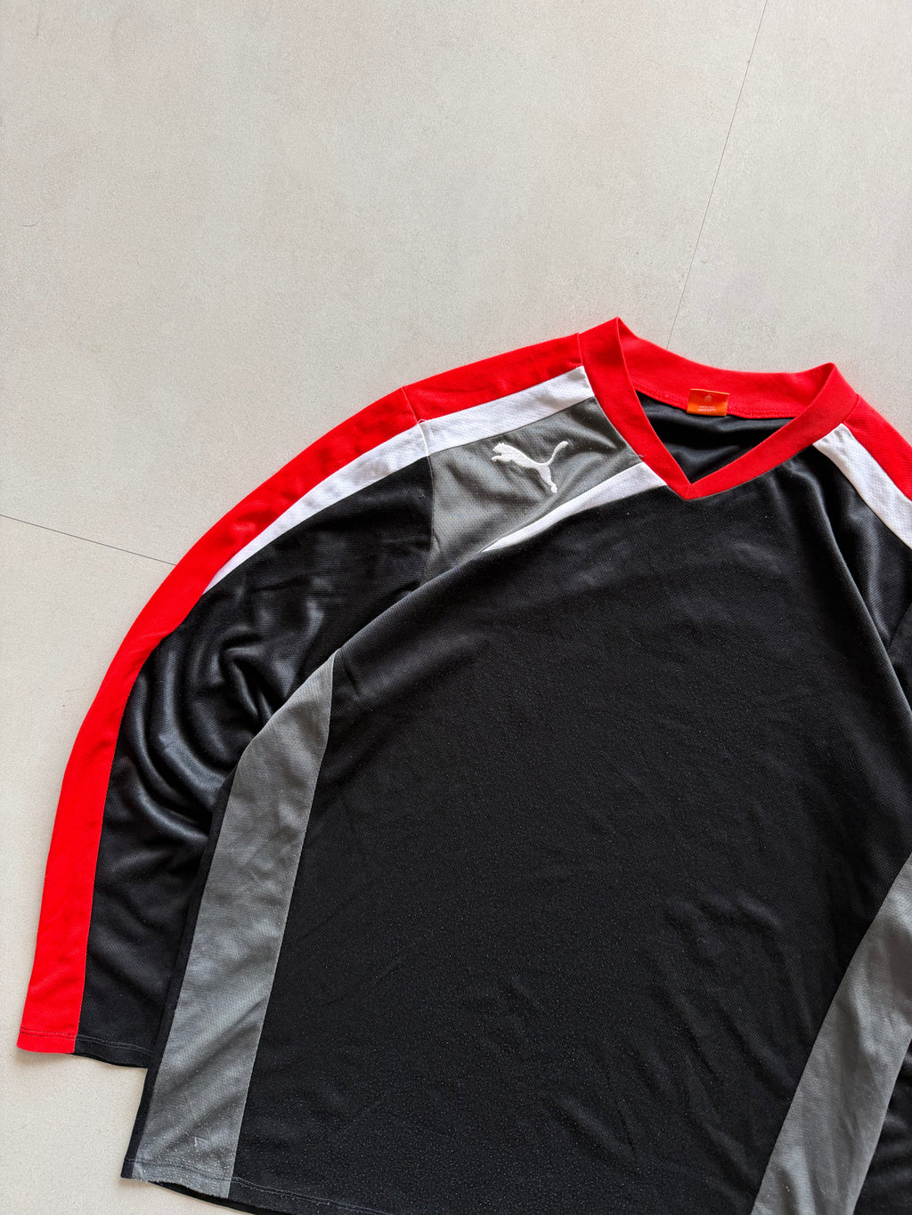PUMA FULL SLEEVE TEE - M