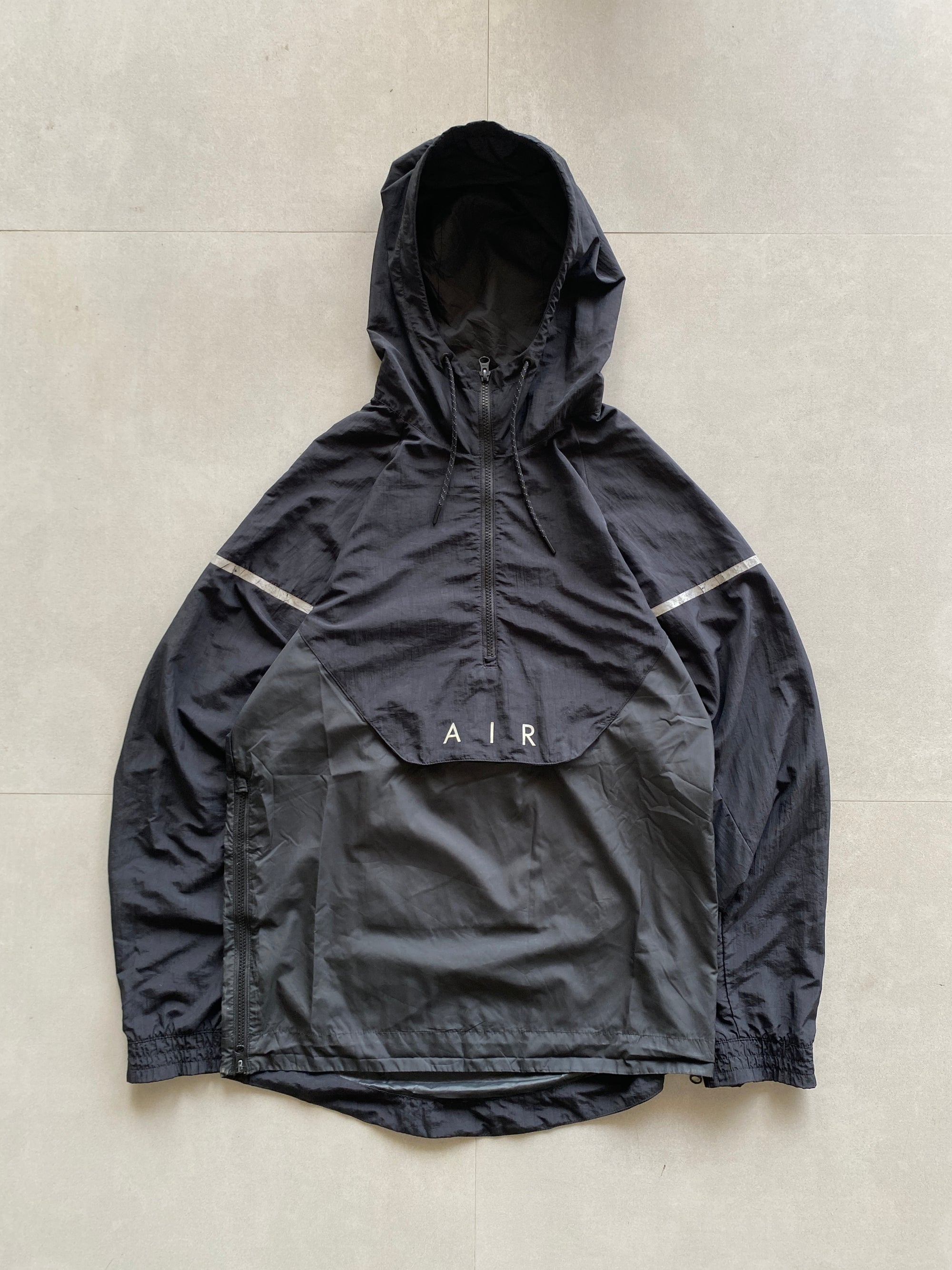 NIKE AIR QUARTER ZIP JACKET - M