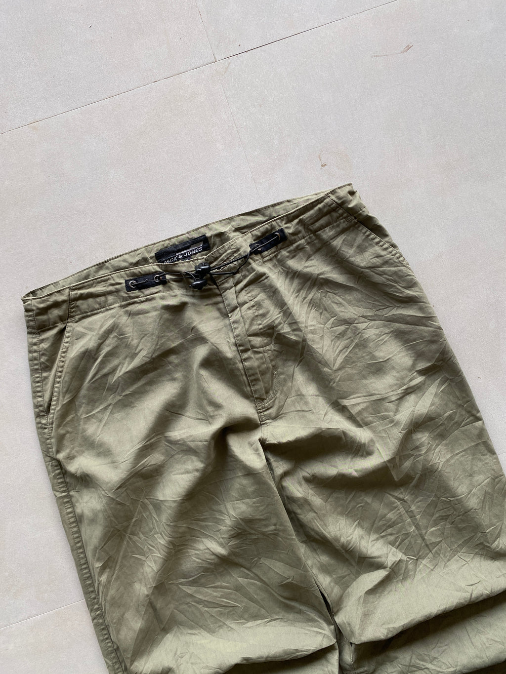 JACK AND JONES BAGGY PARACHUTE PANTS - XL