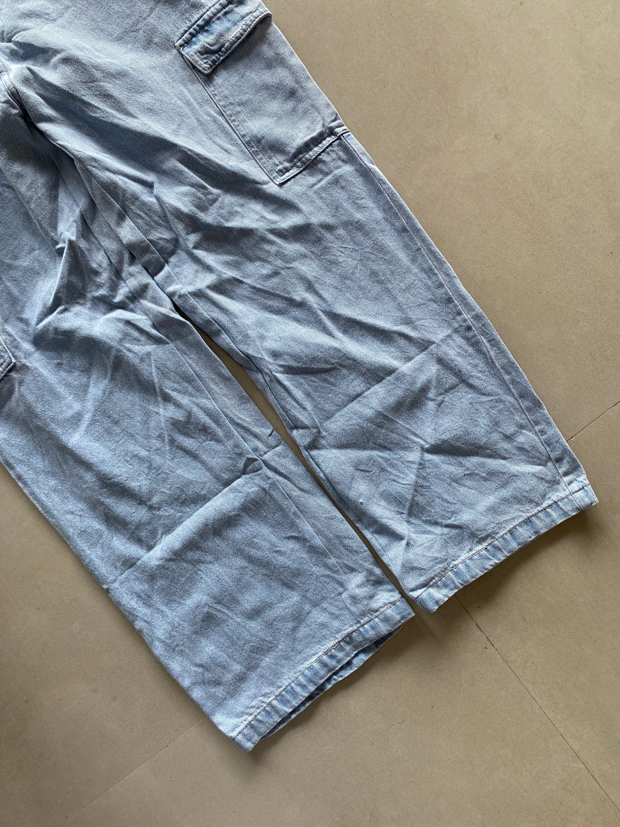 MULTI POCKET BAGGY DENIM - M
