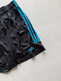ADIDAS STRIPED SHORTS - M