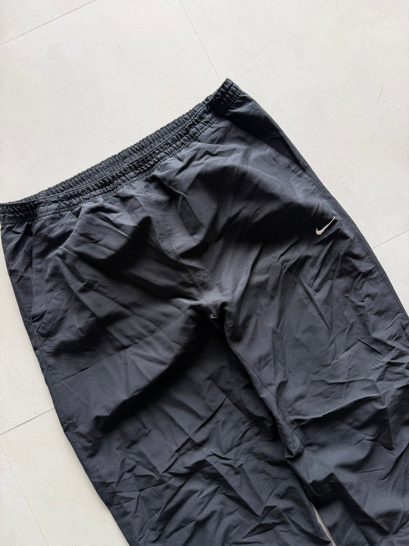 NIKE BAGGY TRACK PANT142 - L