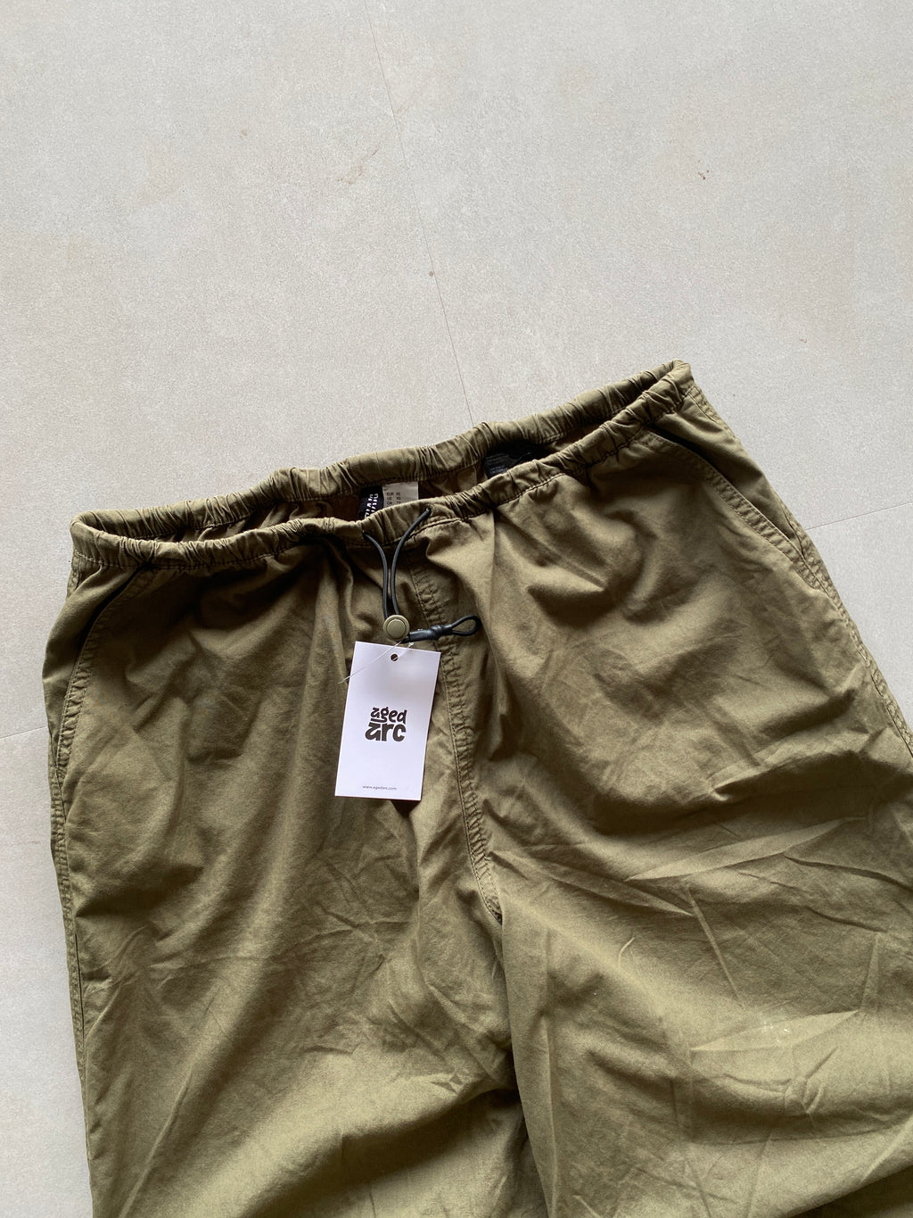 H&M PARACHUTE PANT- M