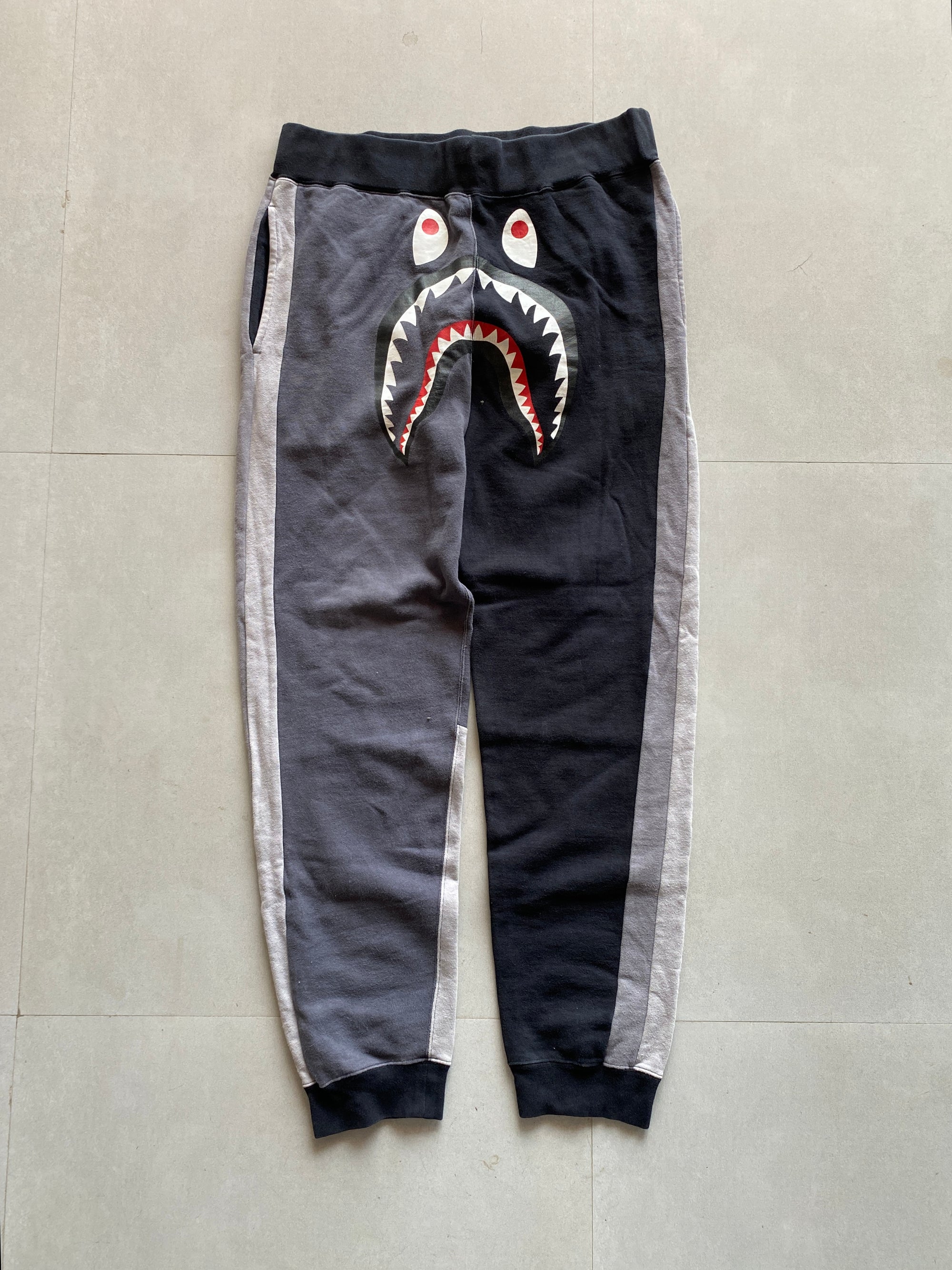A BATHING APE SWEAT PANT - M