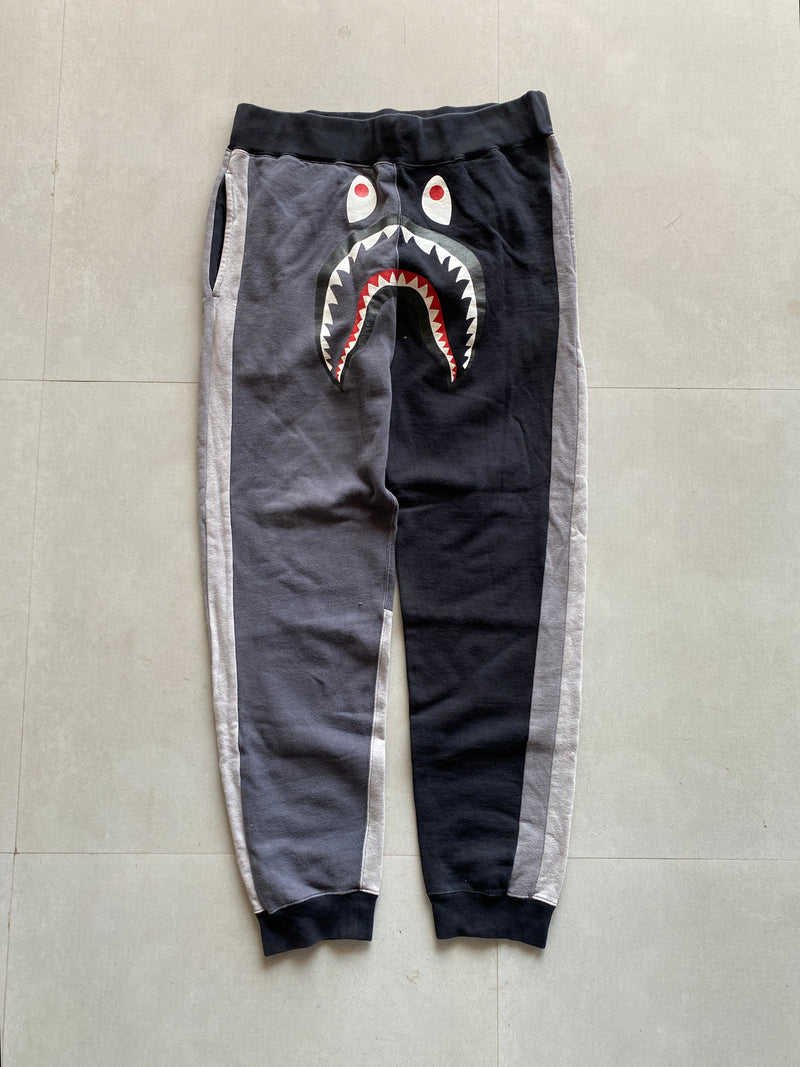 A BATHING APE SWEAT PANT - M